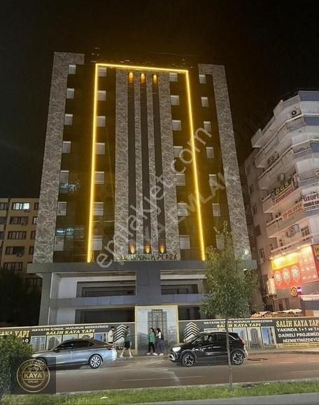 Kaya Emlâk Tan Acil Satılık 1+1 Plaza Ofiste