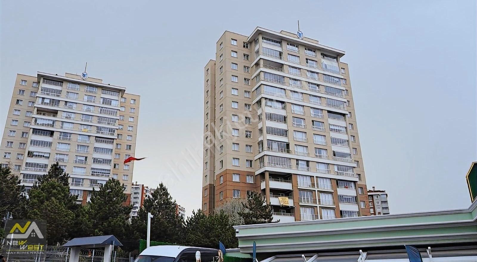 Atlantis Avm Yakını Giyinme Odalı & Peyzaj Manzaralı 4+1 Daire