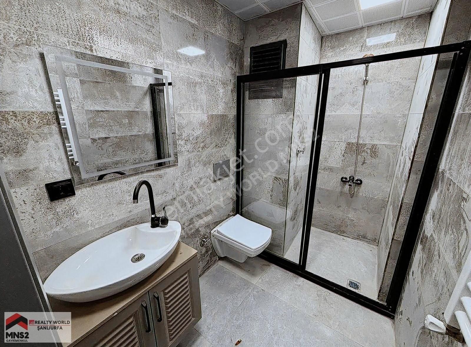 Realty World Mns2 İlhan Ünaydan Sıfır Eşyalı Kiralık Daire