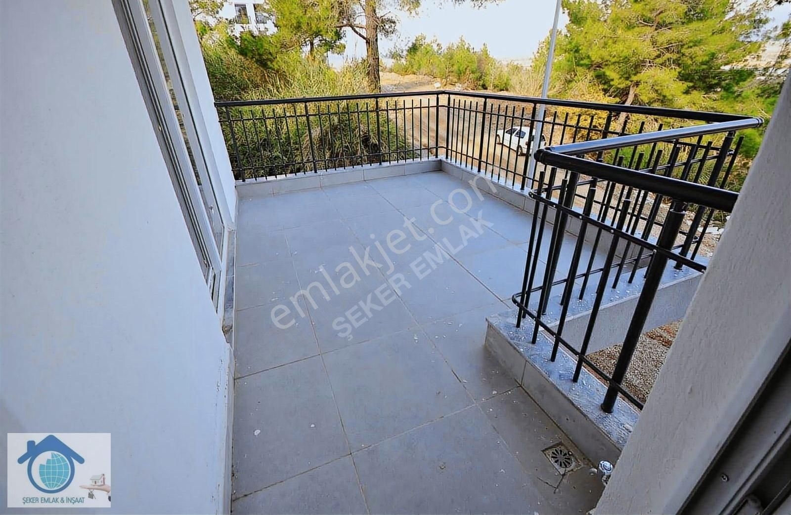 Sarilarda Satılık Asansörlü Güney Cephe Geniş 2+1 Daire