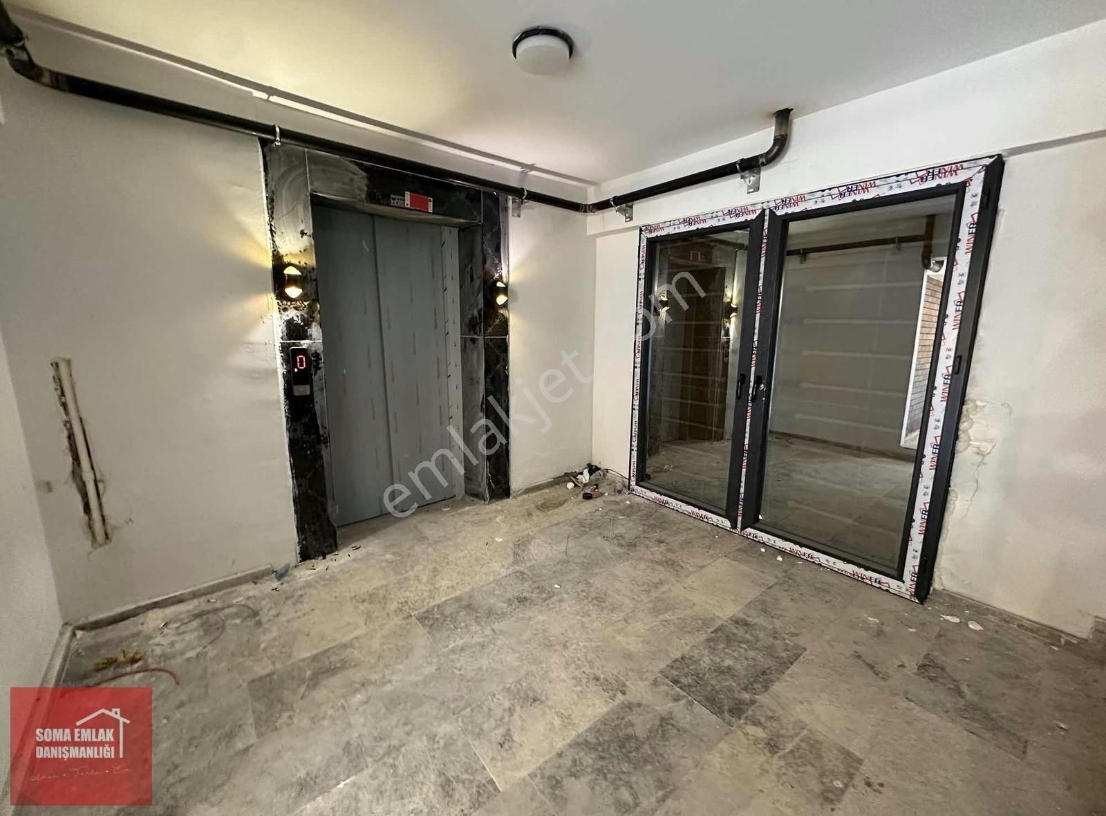 Soma Emlak* Hem Modern Hem Ekonomik: 2+1 Doğalgazlı Daire