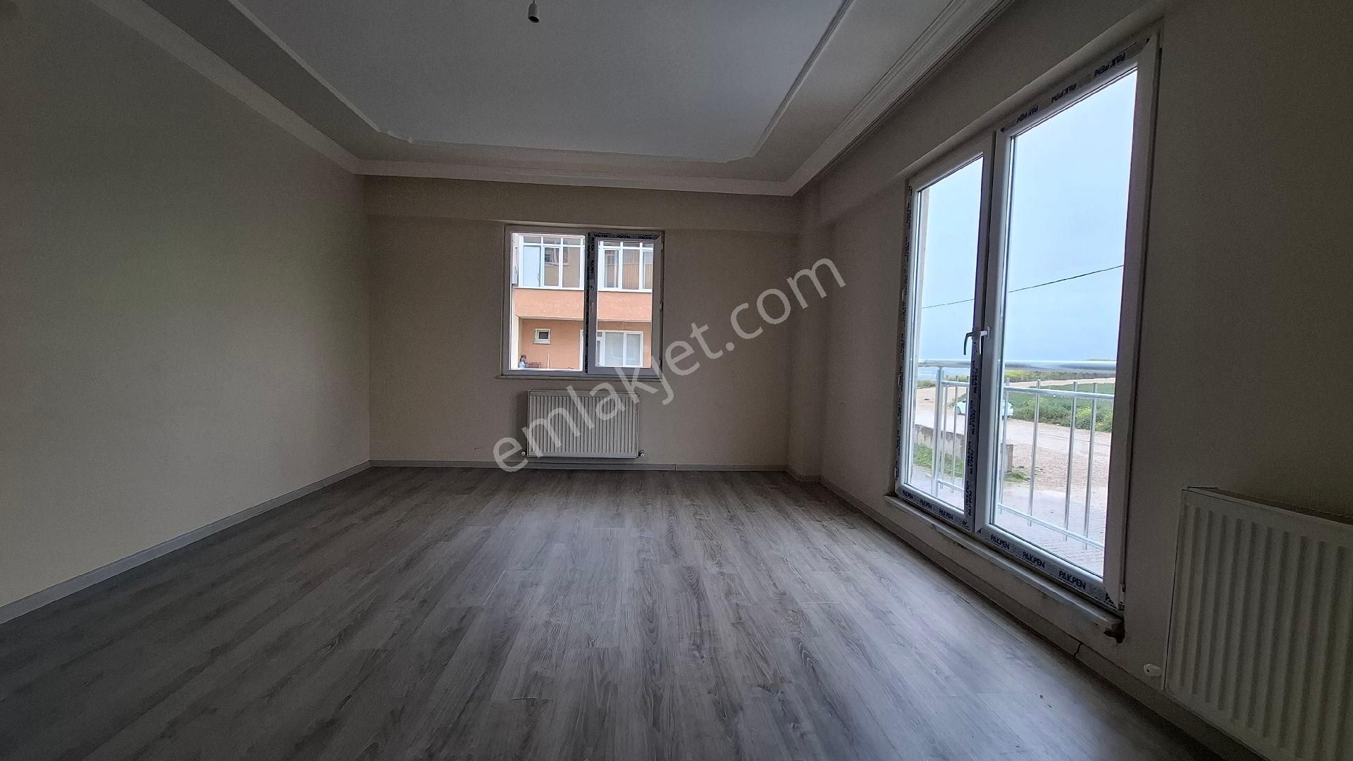 Roma' Dan Akhisar' Da Kiralık Daire