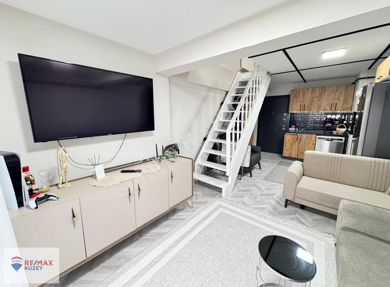 Remax Ufuk'tan Özelyapım Loft 1+1 Bakmadan Geçme!!