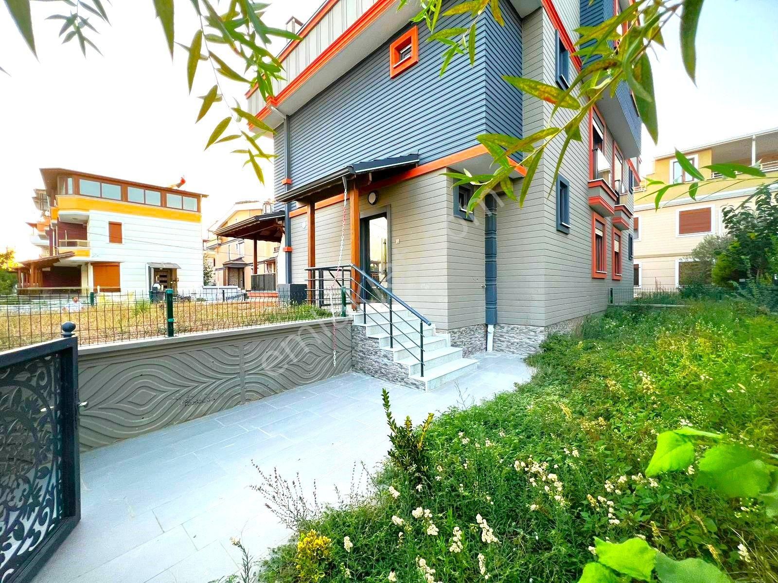 ⭕🟣aktif'ten Güre'de Satılık Eşsiz Tasarım Hayallerinizdeki Yaşam Barbekülü 4+1 Müstakil Evimiz