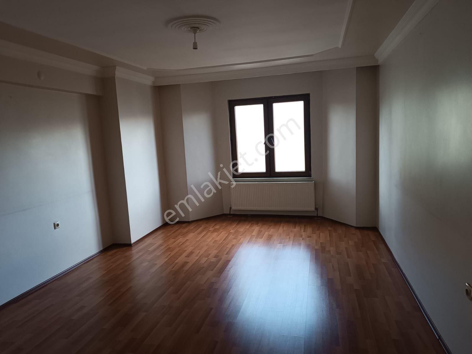 Şehir Merkezinde Kiralık 3+1 Daire
