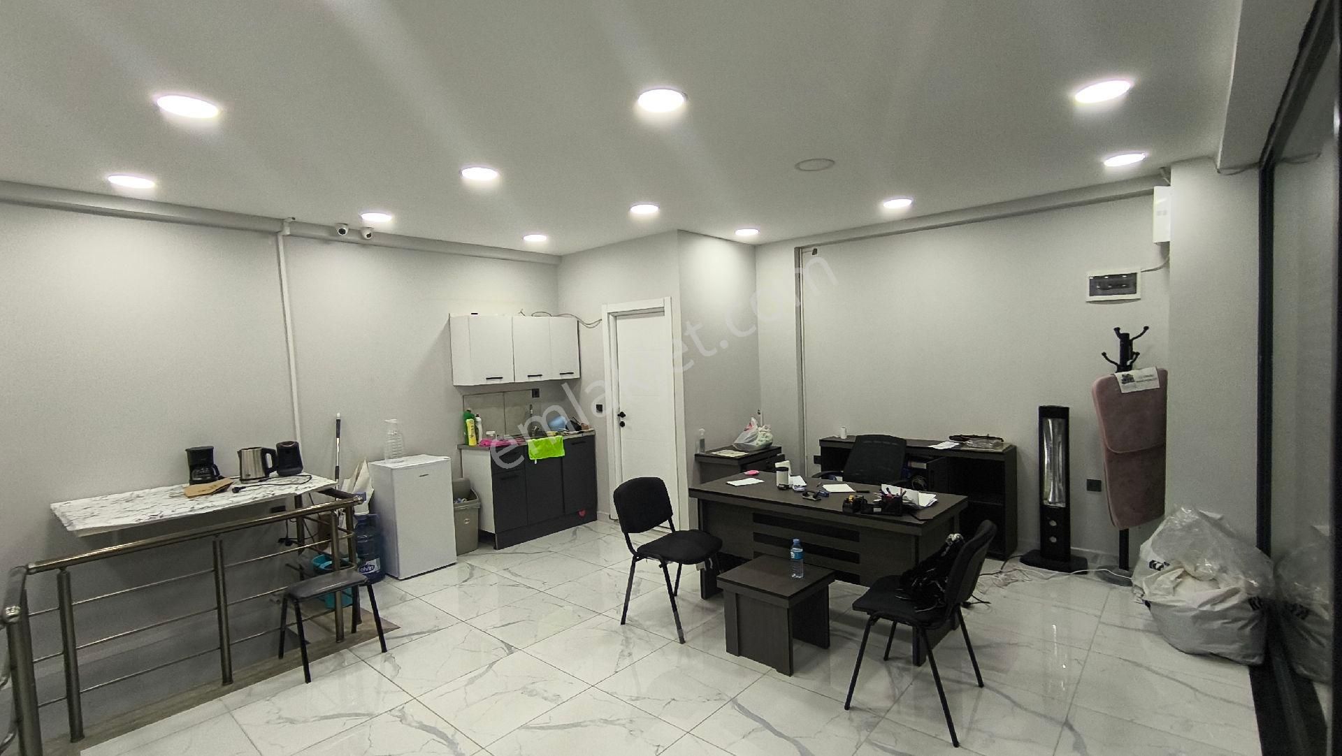 Bulvar Dibinde Yeni Kiralık İşyeri