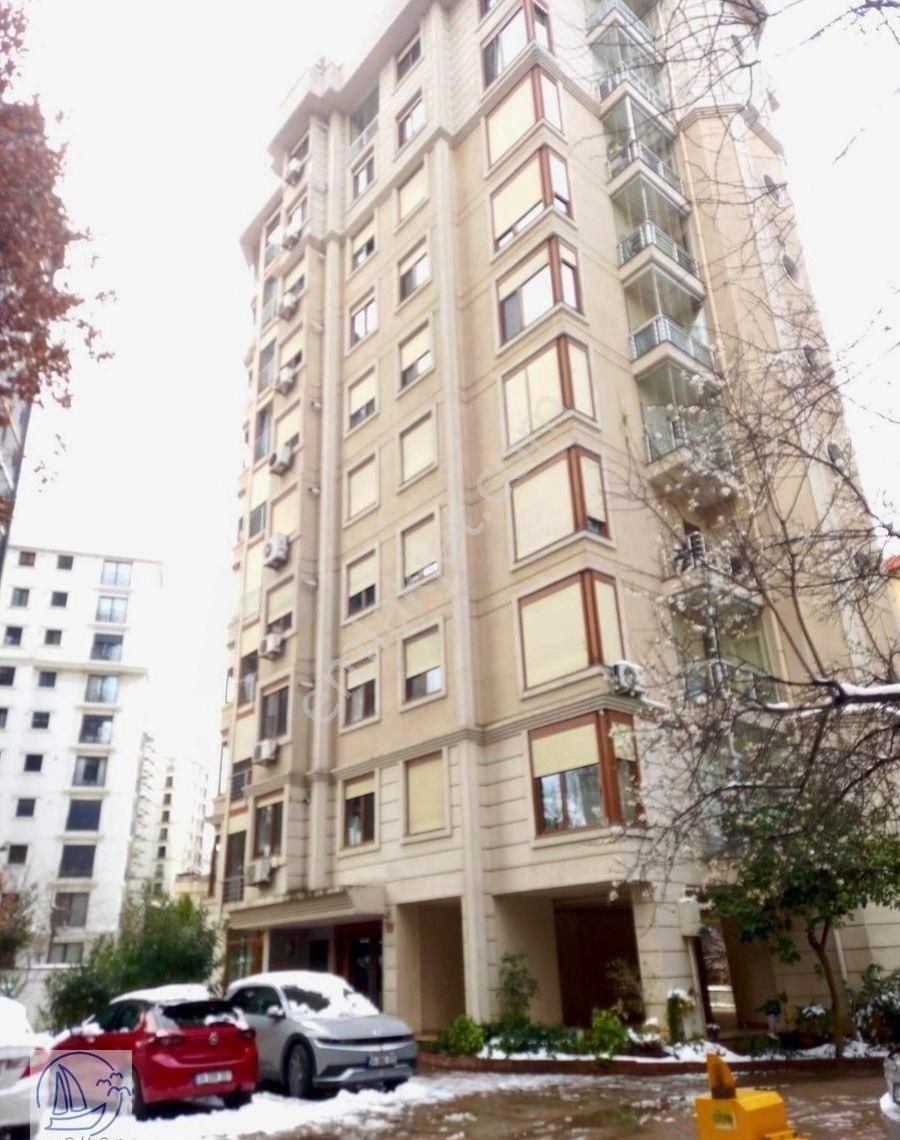 Yelken'den Feneryolunda 300m2 5+2 Teraslı Dublex