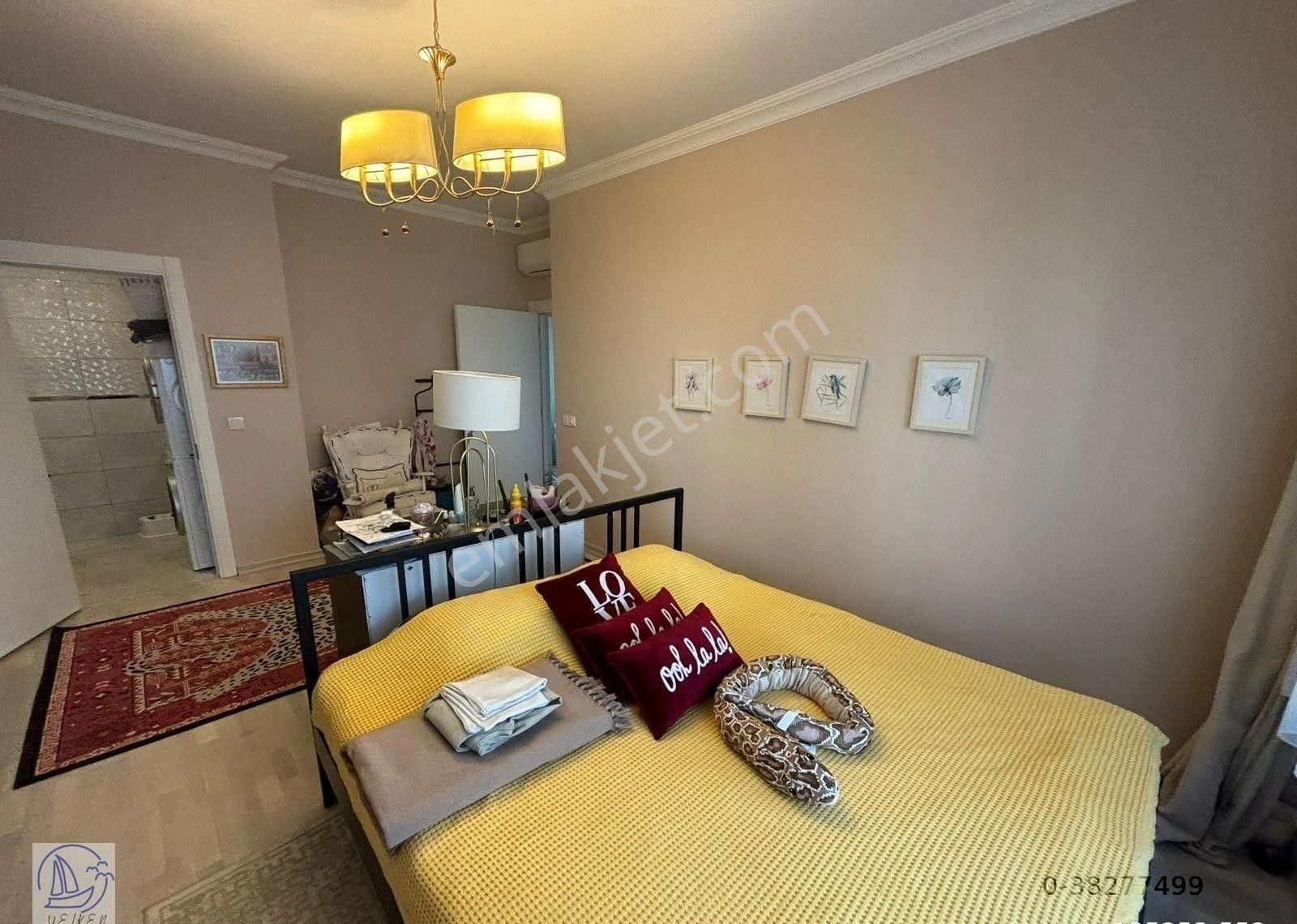 Yelken'den Çiftehavuzlar Sahil'de 4+1 180m2 Balkonlu 4 Yıllık