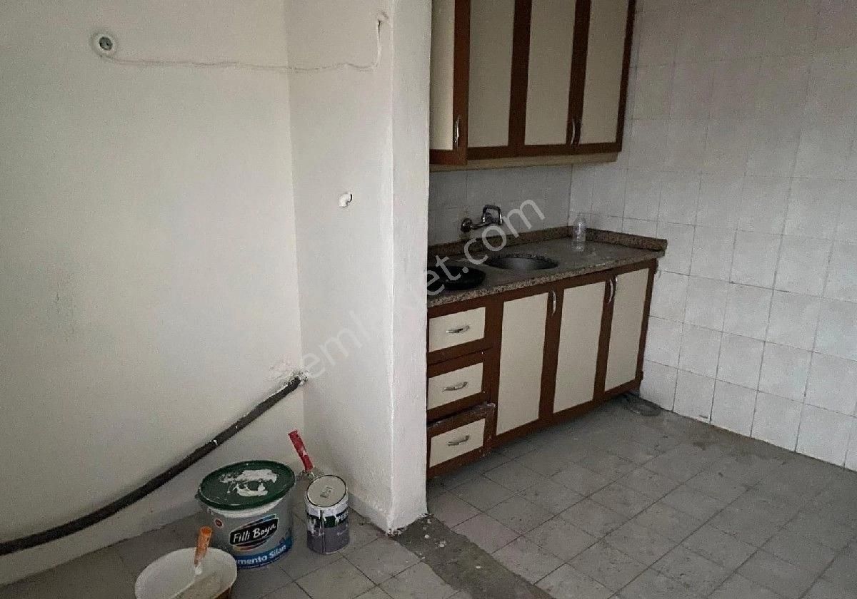 Esenler Dortyolda Daire Catikati Dir