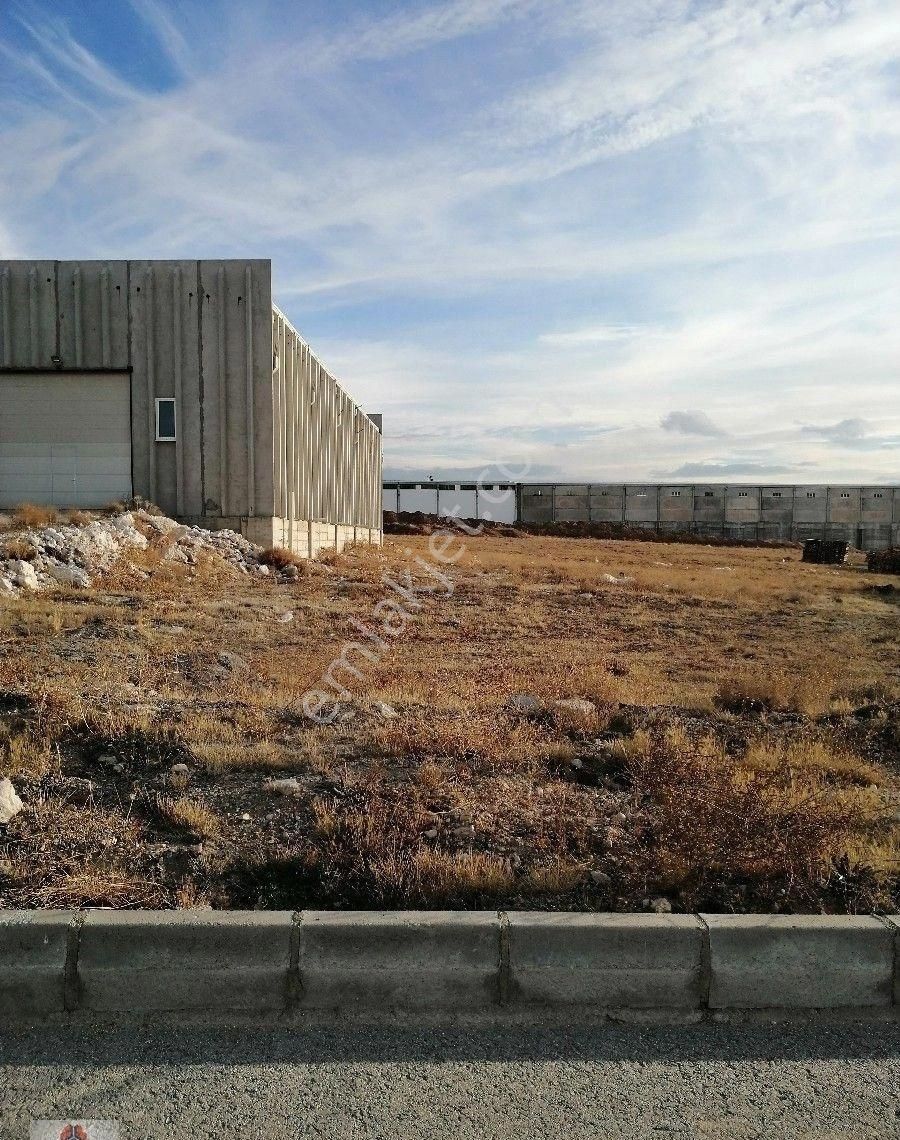 Karaman İli Organize Sanayi Bölgesi De Fabrika Arsası