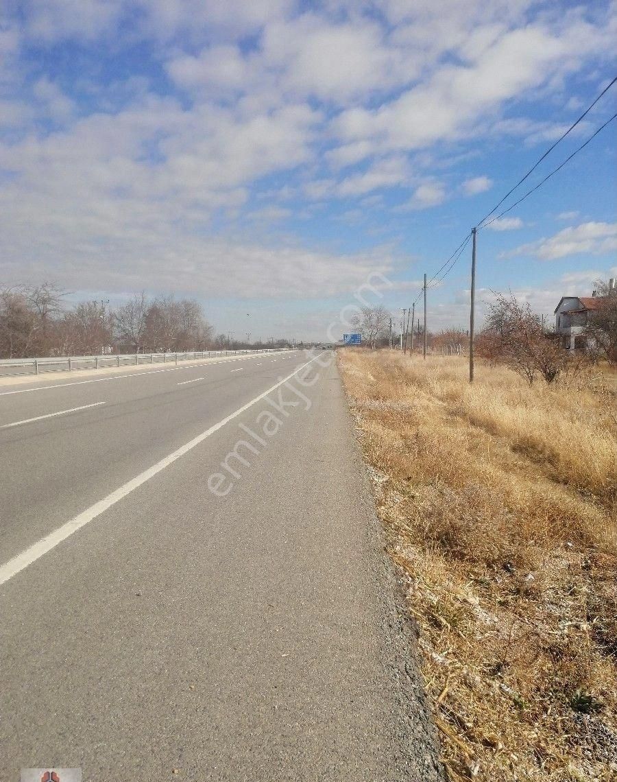 Karaman İli Yeşildere Köyünde Ereğli Yoluna Cepheli Satılık Bahçe - Görsel 12