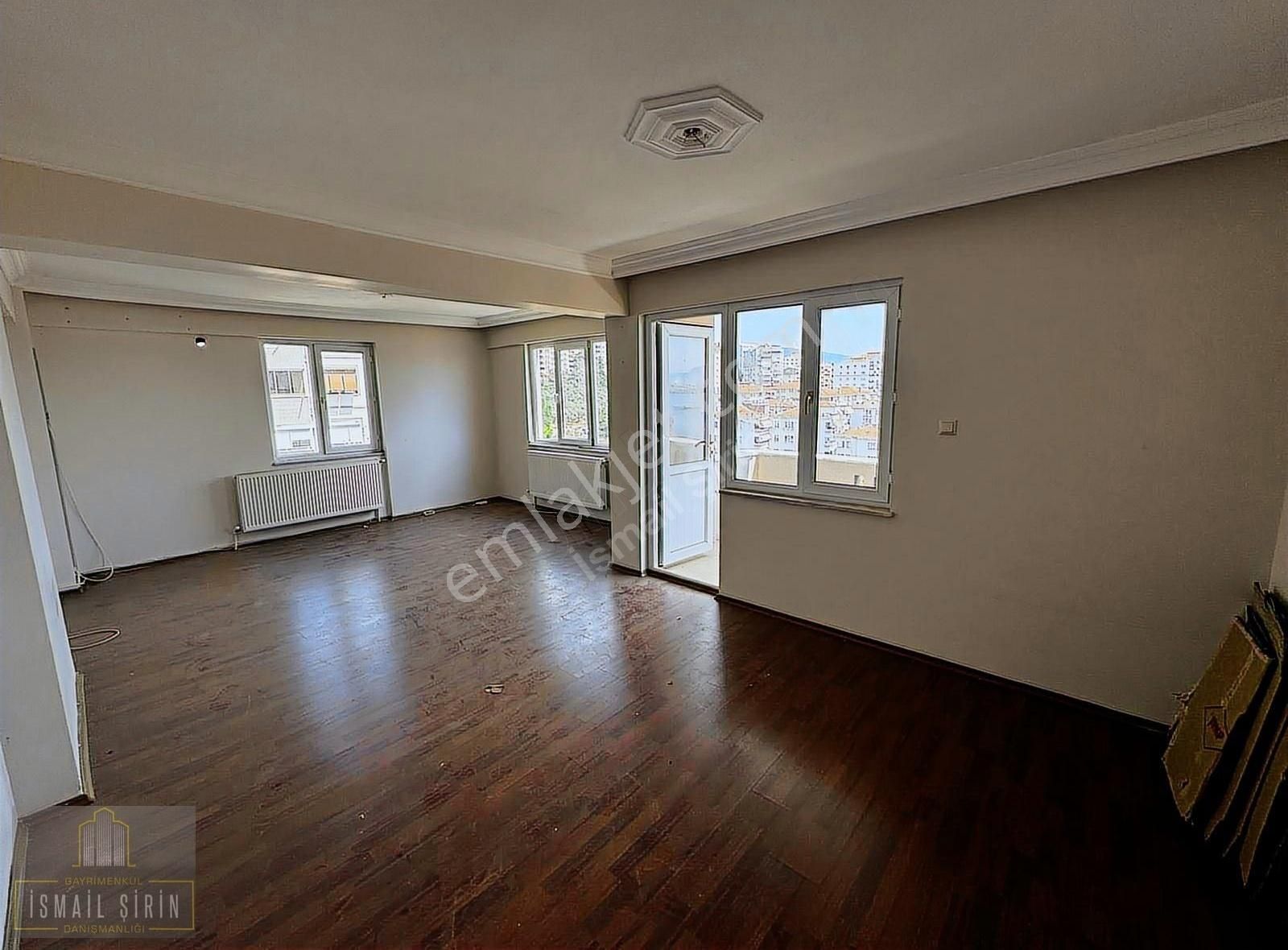 İsmail Şirinden Manastırda Deniz Manzaralı Site İçi 3+1 Daire - Görsel 22