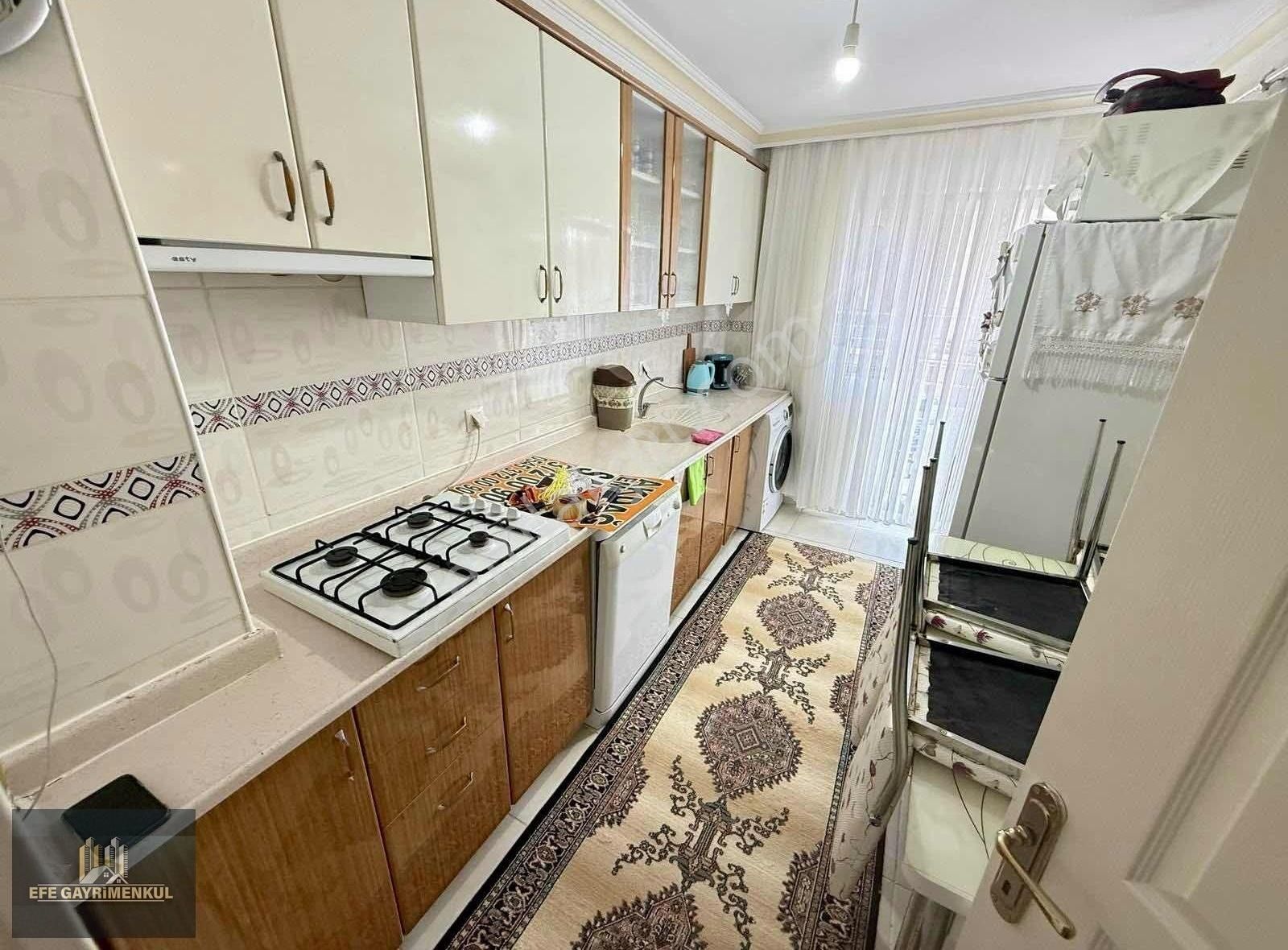 Efe Gayrimenkul'den Okul-durak-çarşı Yakını 3+1 Daire..!