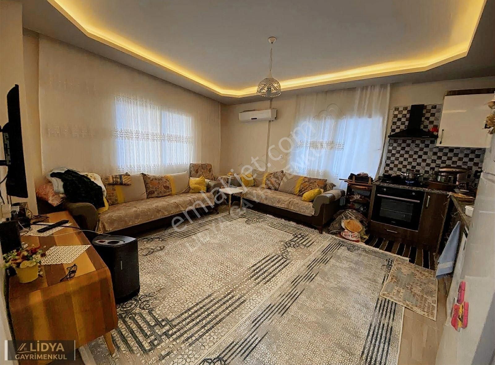 Aşağı Alata Yüksek Giriş Lüks Ve Geniş 2+1