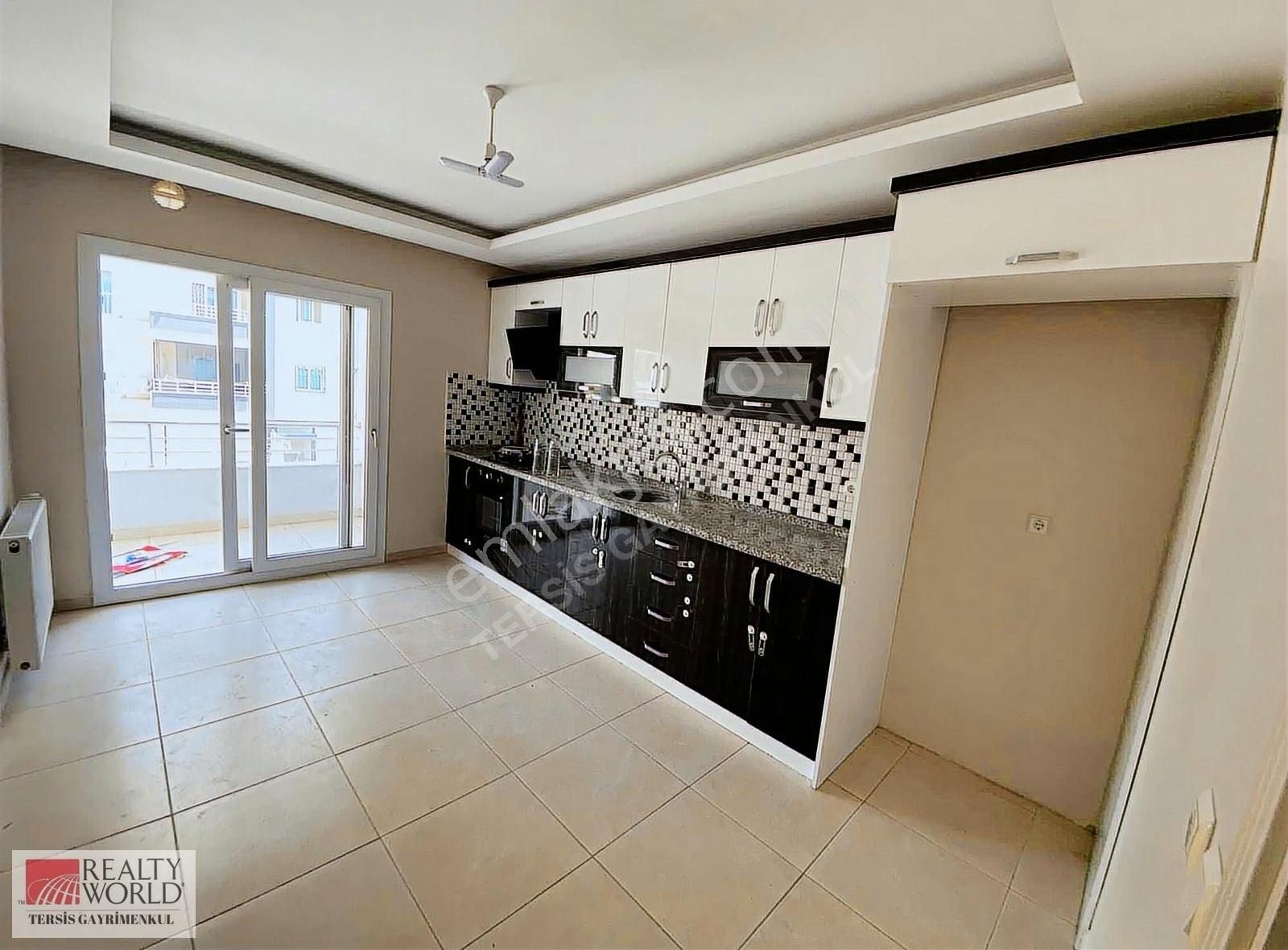 Rw Tersis'den Kırklarsırtı Mahallesinde 3+1 Kiralık Daire