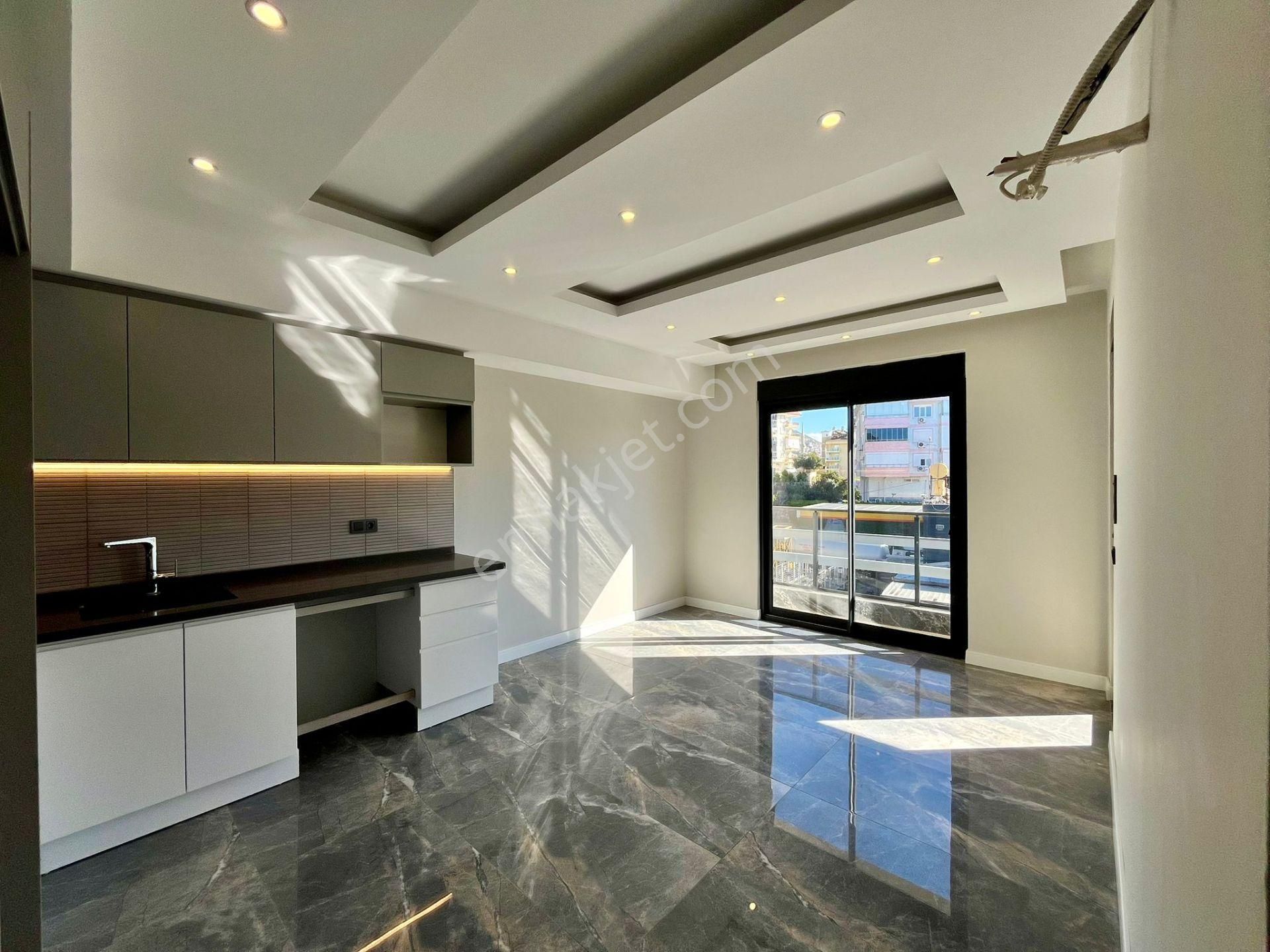 Alanya Kızlar Pınarı Mahallesinde Satılık 2+1 Daire
