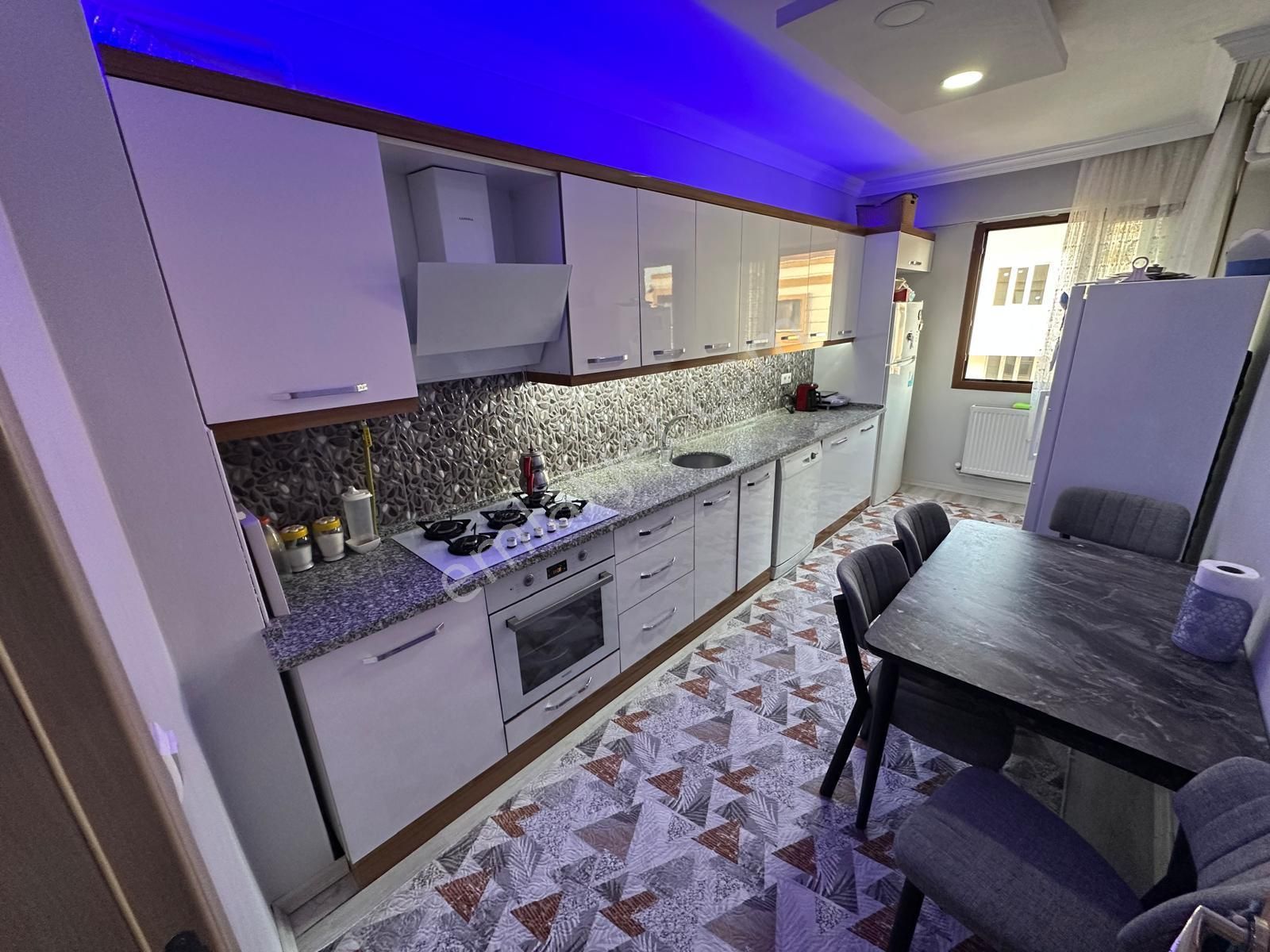 🏡muradiye Mahallesi 🏡 ✅3+1 125 M2 4 Katlının 4 Katı