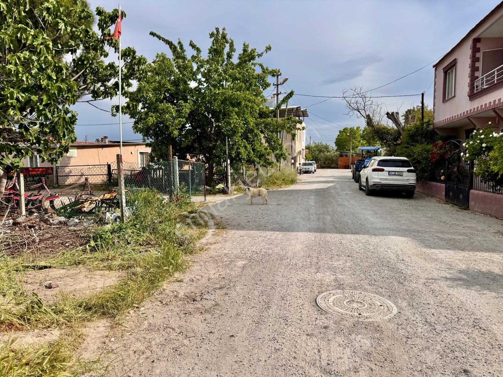 Manisa Villalar Bölgesinde 544 M2 Arsa , 2,5 Kat İmarlı
