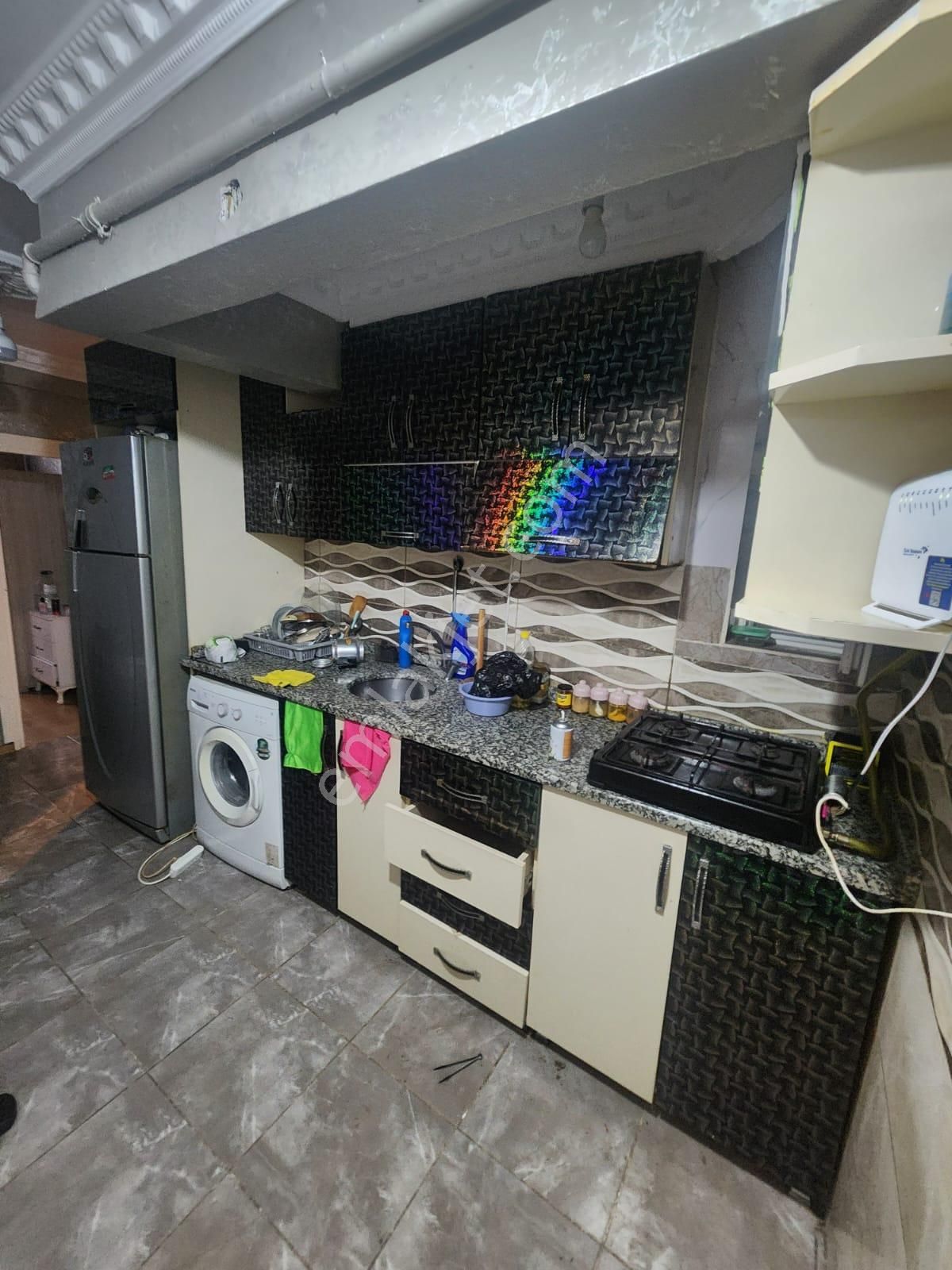 Fatih Sümbülefendi Mah Kiralık Eşyalı Bahçe Katı