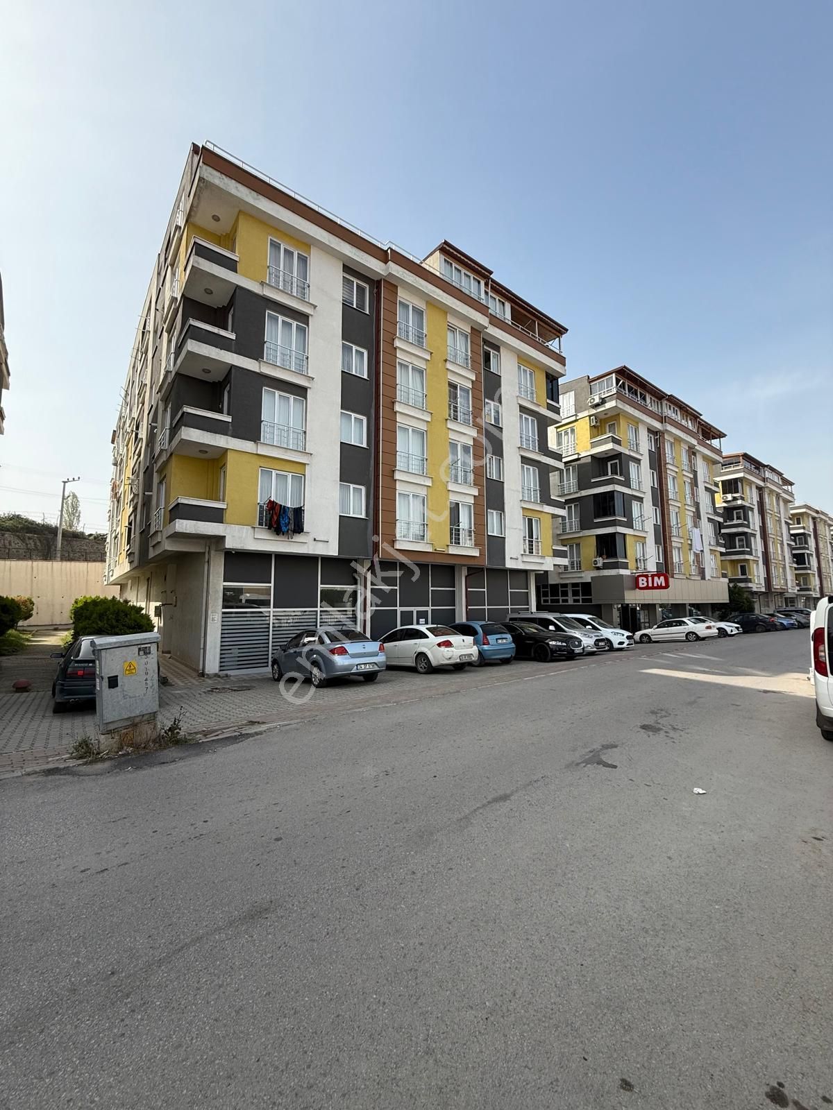 Gebze Köşklüçeşme Zümrüt Şelale Evlerinde Full Eşyalı Kiralık 3+1 Daire