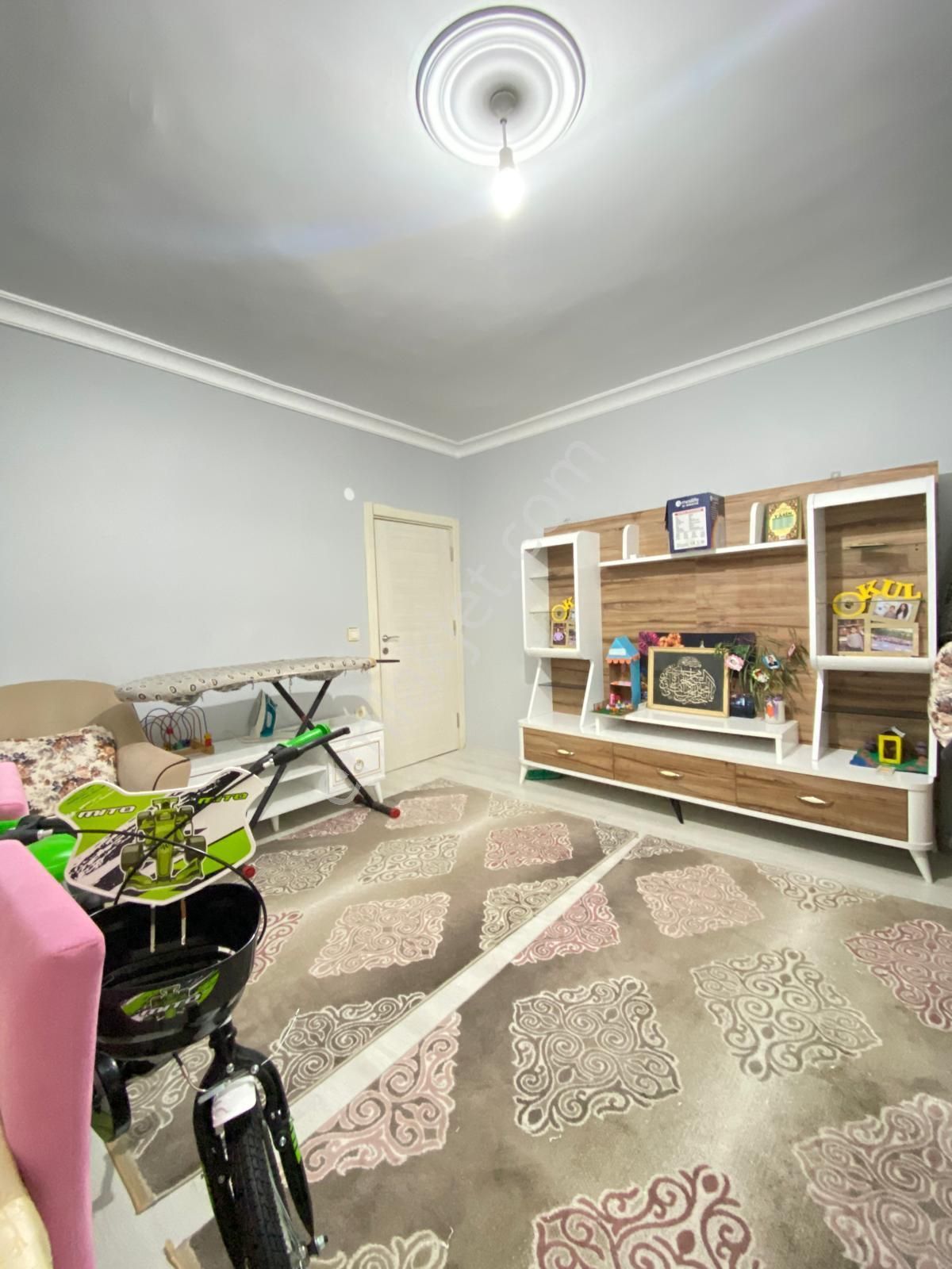 İstanbul Sancaktepe Yunusemre Mah Satılık 3+2 Ters Dubleks 160 M2