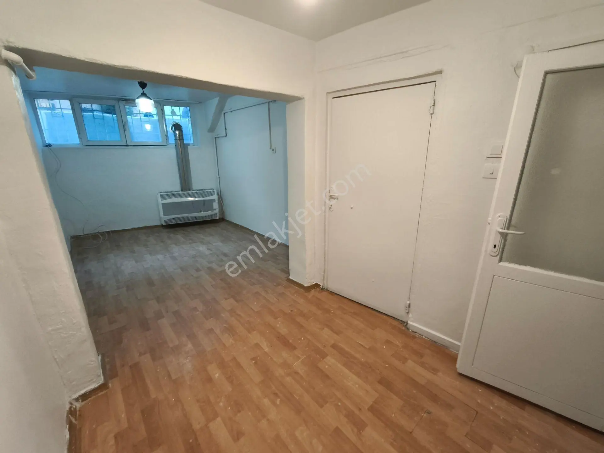 Eyüpsultan Nişancı'da Müstakil Girişli 1+1 Kiralık Daire - Görsel 2