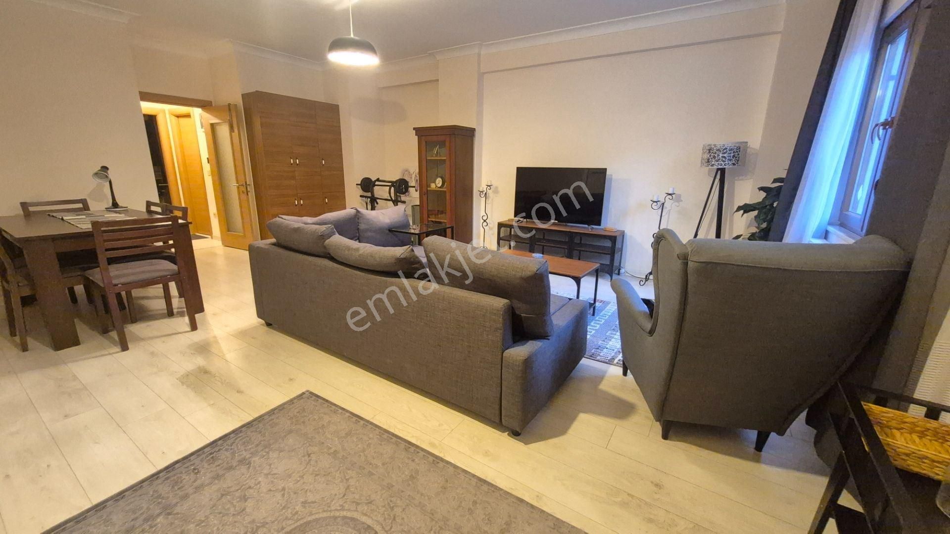 Ümraniye İstiklal Mah Yeni 1+1 Eşyalı Kiralık Daire Enta Emlak