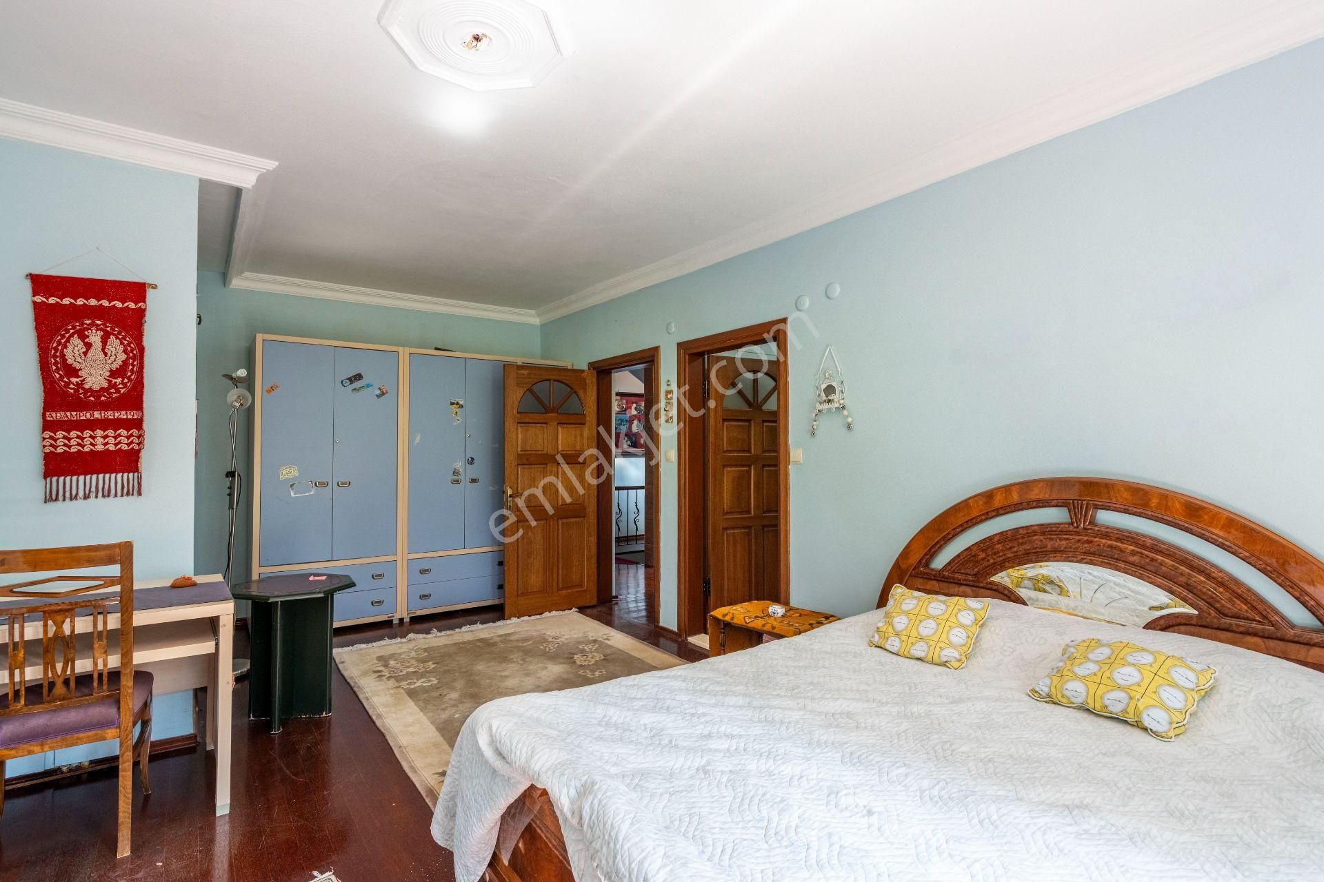 Polonezköy'de Havuzlu Villa Ve Pansiyon Binalarıyla Müthiş Arsa - Görsel 16