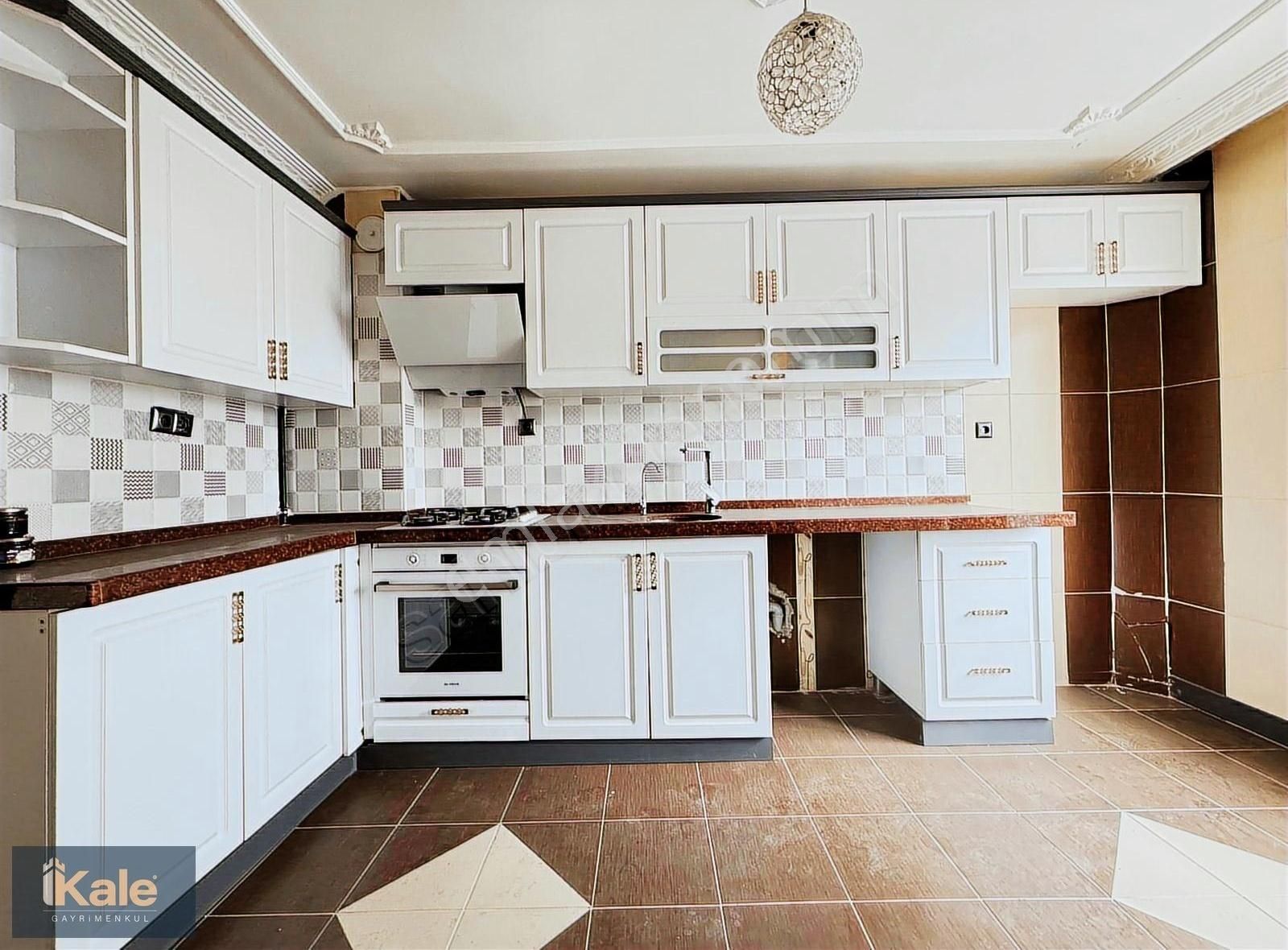 ▀▄kale▄▀gamze Özdemir Cadde Üzeri 130m²_net Asansörlü 3+1 Daire