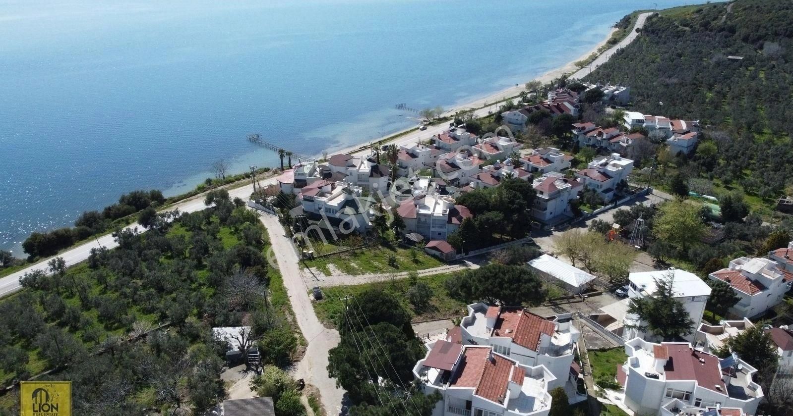 Erdek Narlı Denize Sıfır Sitede Satılık Masrafsız 230 M² 6+1 Muhteşem Villa