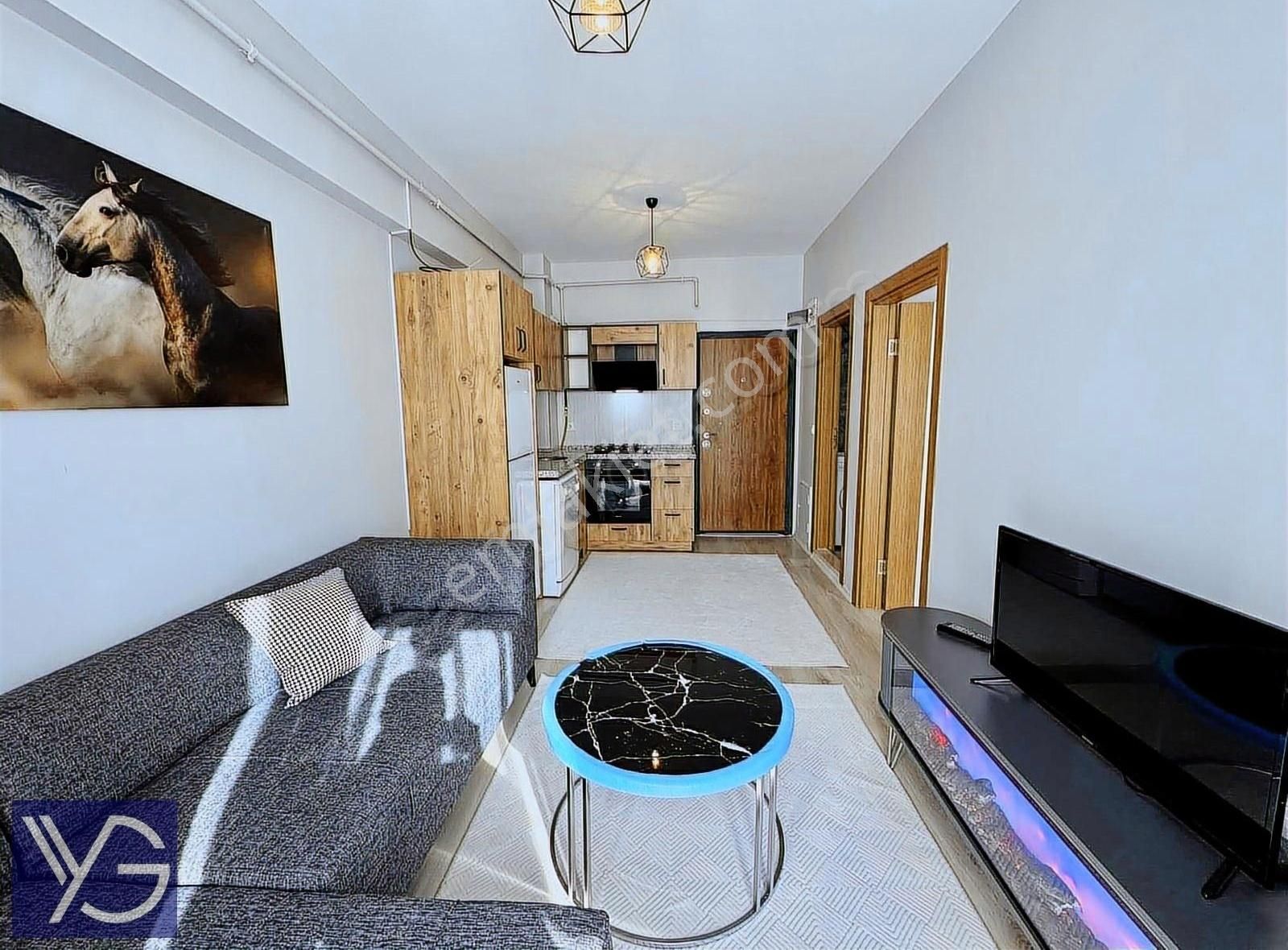 Yamaner'den 1+1 Merkezi Konumda Teraslı Daire