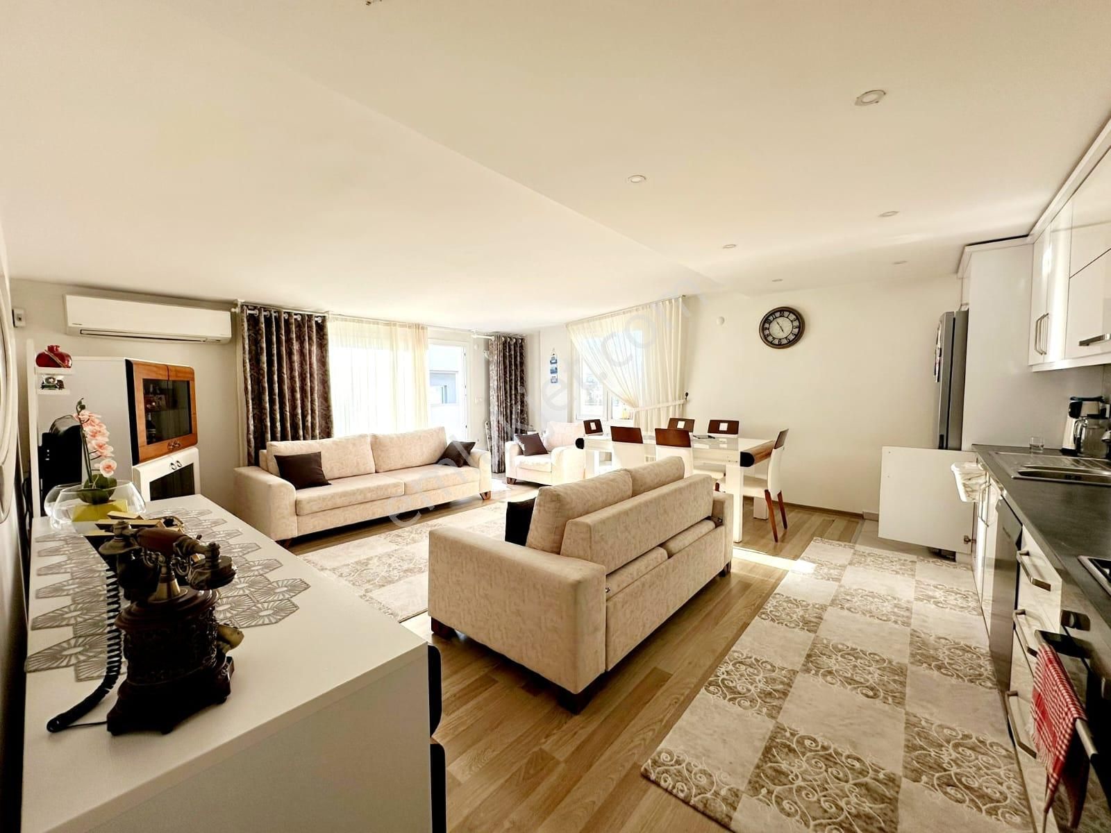 Kuşadası Değirmendere De 3+1 Dubleks Daire