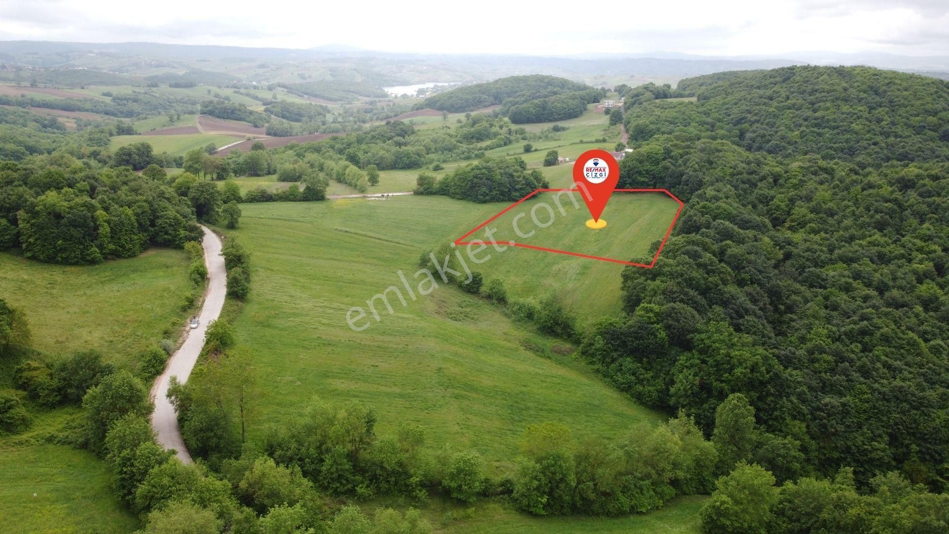 İzmit Bulduk Yola Bir Parsel 7.893 M2 Tarla