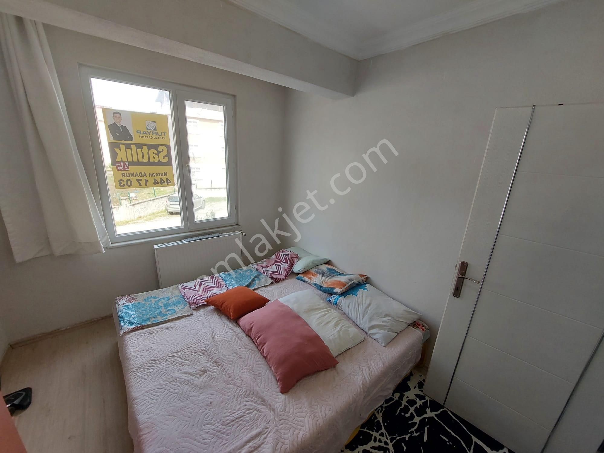 Arakat 1+1 Eşya+kombi+cambalkonlu Denize Yakın Kiralık Daire
