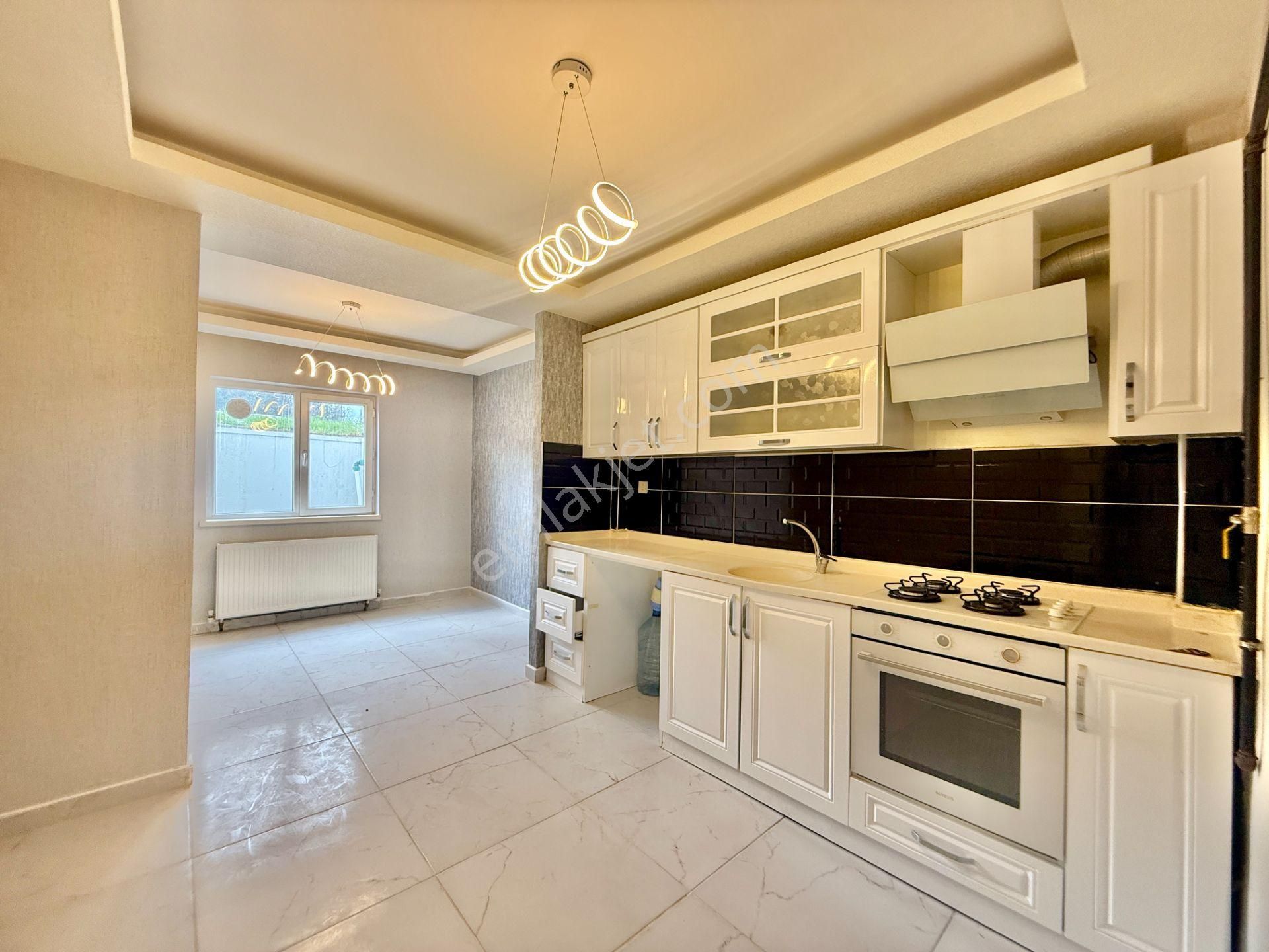 Çiftçioğulları Emlaktan Lüks Asansörlü Yeni Sitede 3+1 Daire