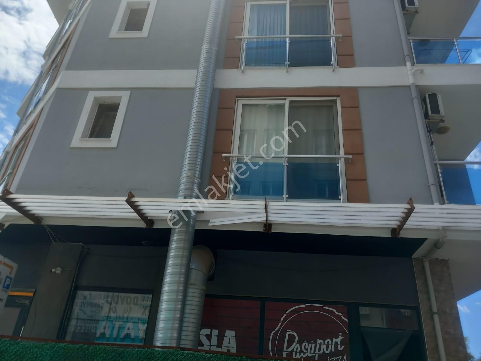 Stop’tan Hürriyet Havalimanı Yolu Üzeri 1+1 Eşyalı Kiralık