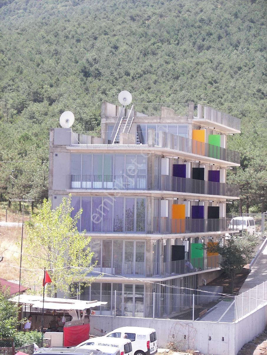 Bosforce Dan Kayışdağında 882 M2 Kullanım Alanlı Komple Bina