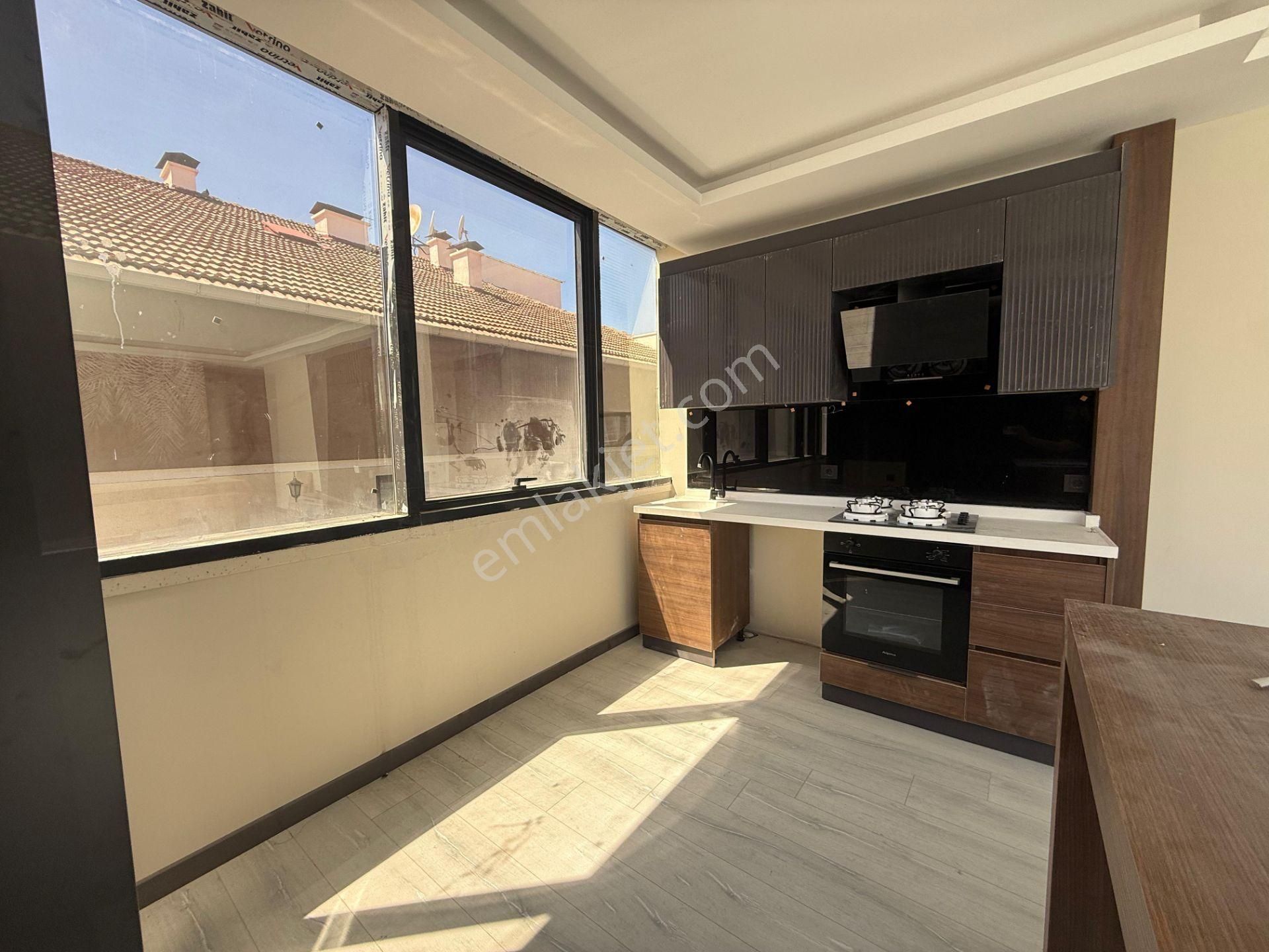 Kanuni Mahallesi Yapılı Masrafsız Cadde Üzerinde Dubleks 3+1 Daire