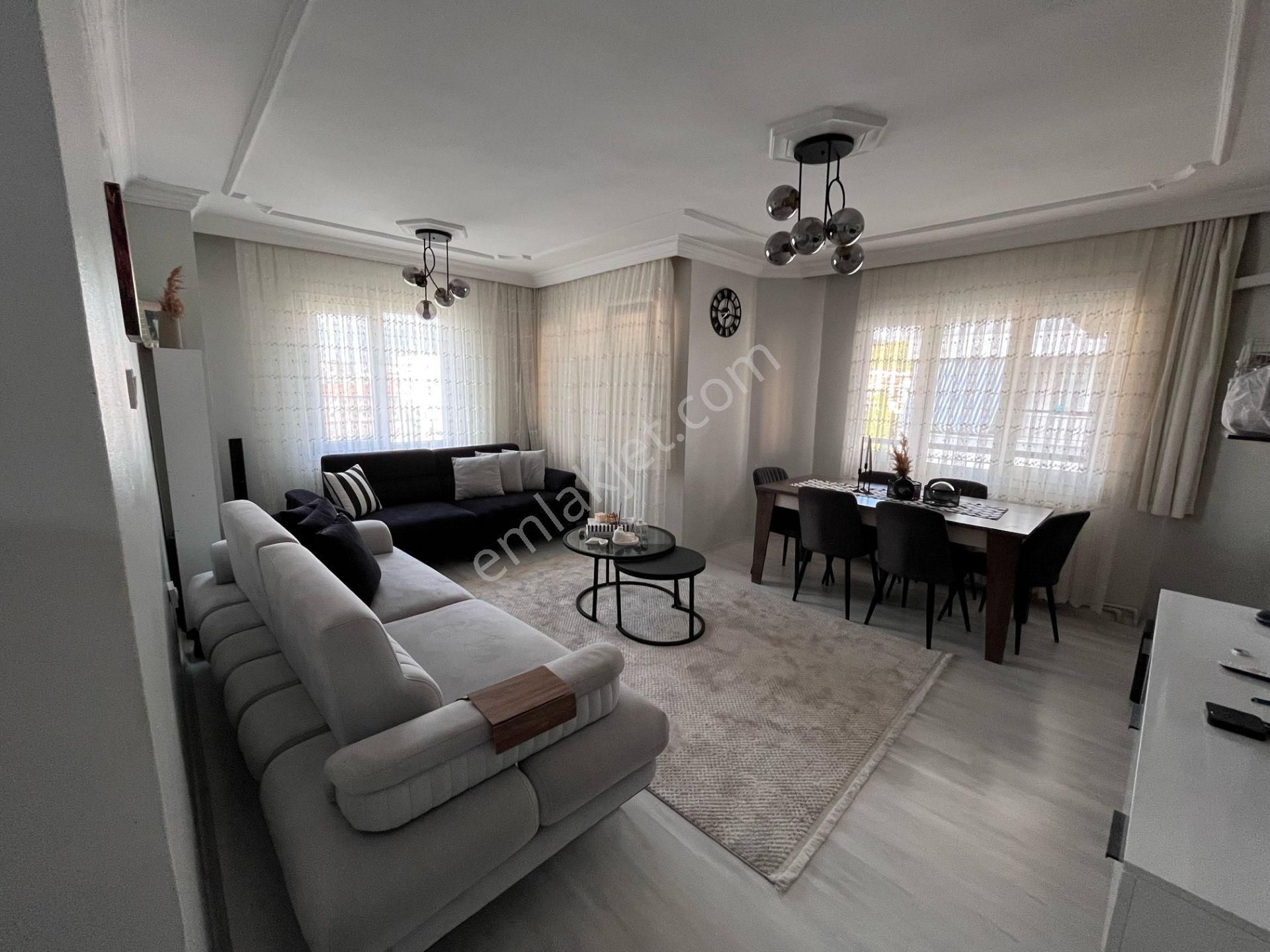Acil Buca M.kemal Mahde Optimum Yakını 3+1 140m2 D.gazlı Asansörlü Arakat Site İçerisinde