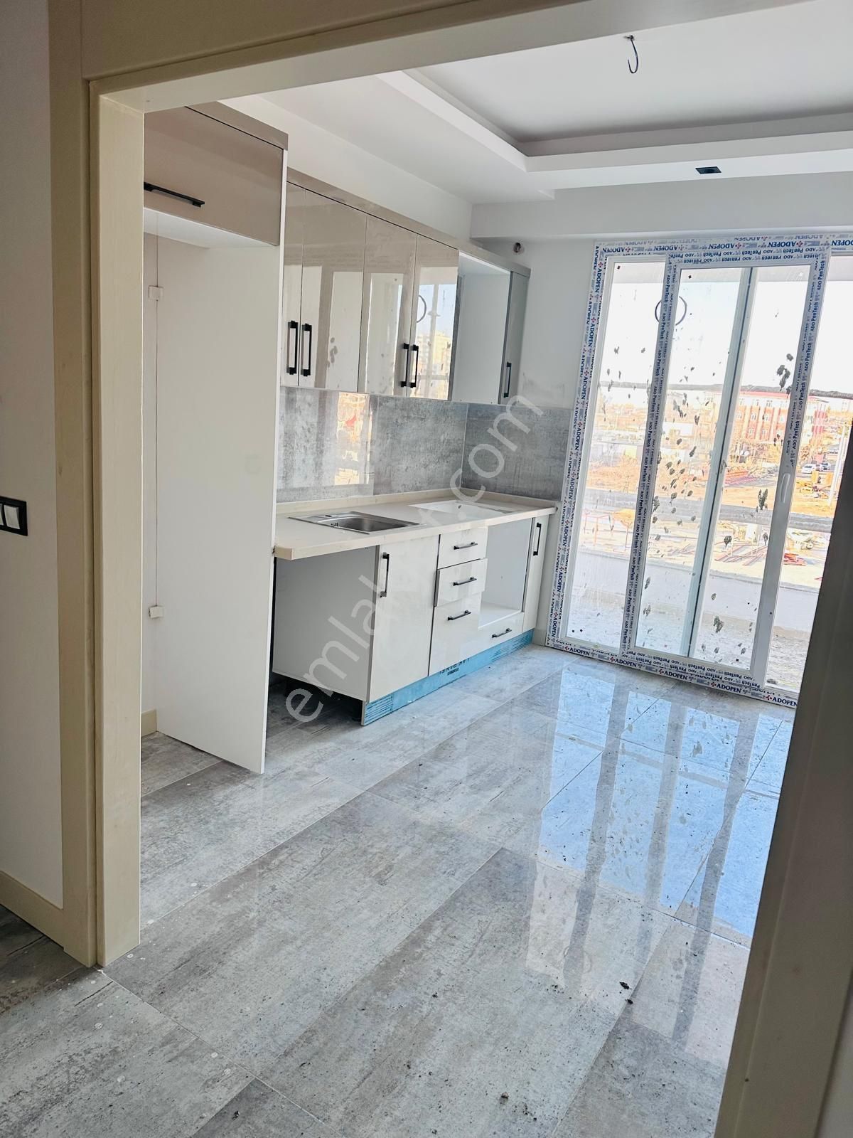 Bağlar Bağcılarda Satılık Daire