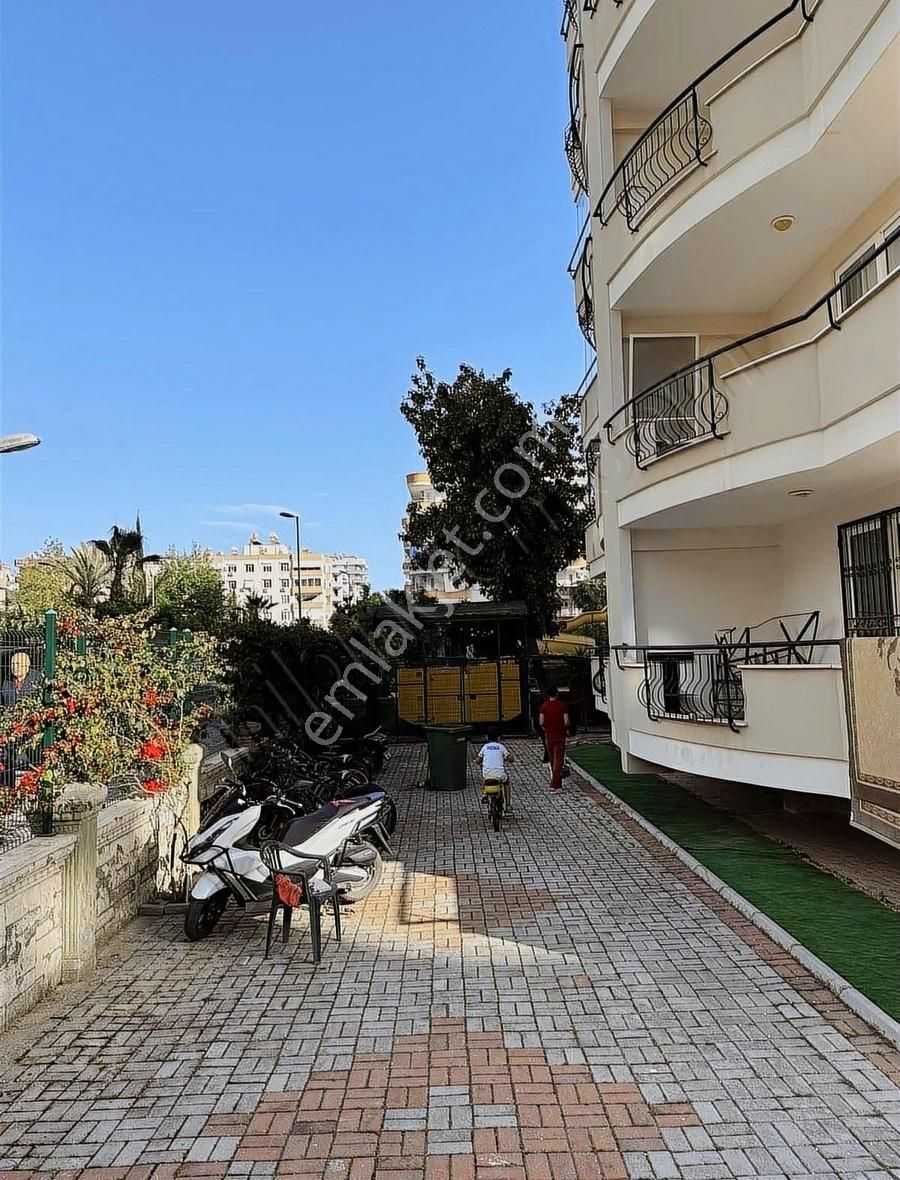 Satılık Alanya / Mahmutlar'da Muhteşem Deniz, Dağ Manzara