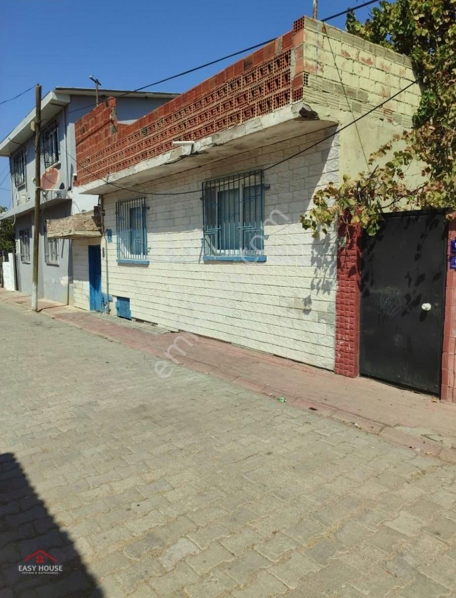 Aydın İncirliova Merkezde Satılık Müstakil Ev