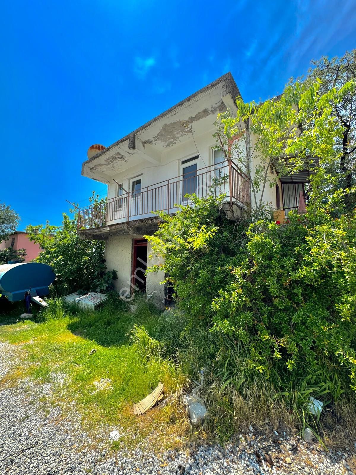 Güneyde Satılık Müstakil Ev