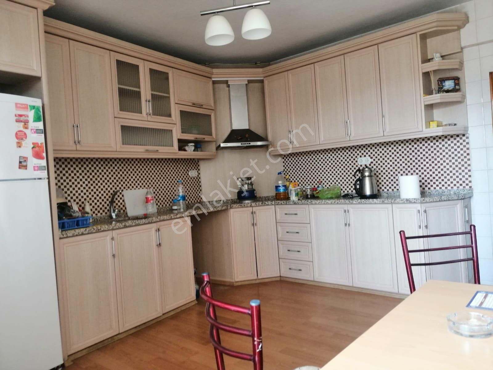 Manisa Salihli'de Satılık 3+1 Daire Mithatpaşa Mah.