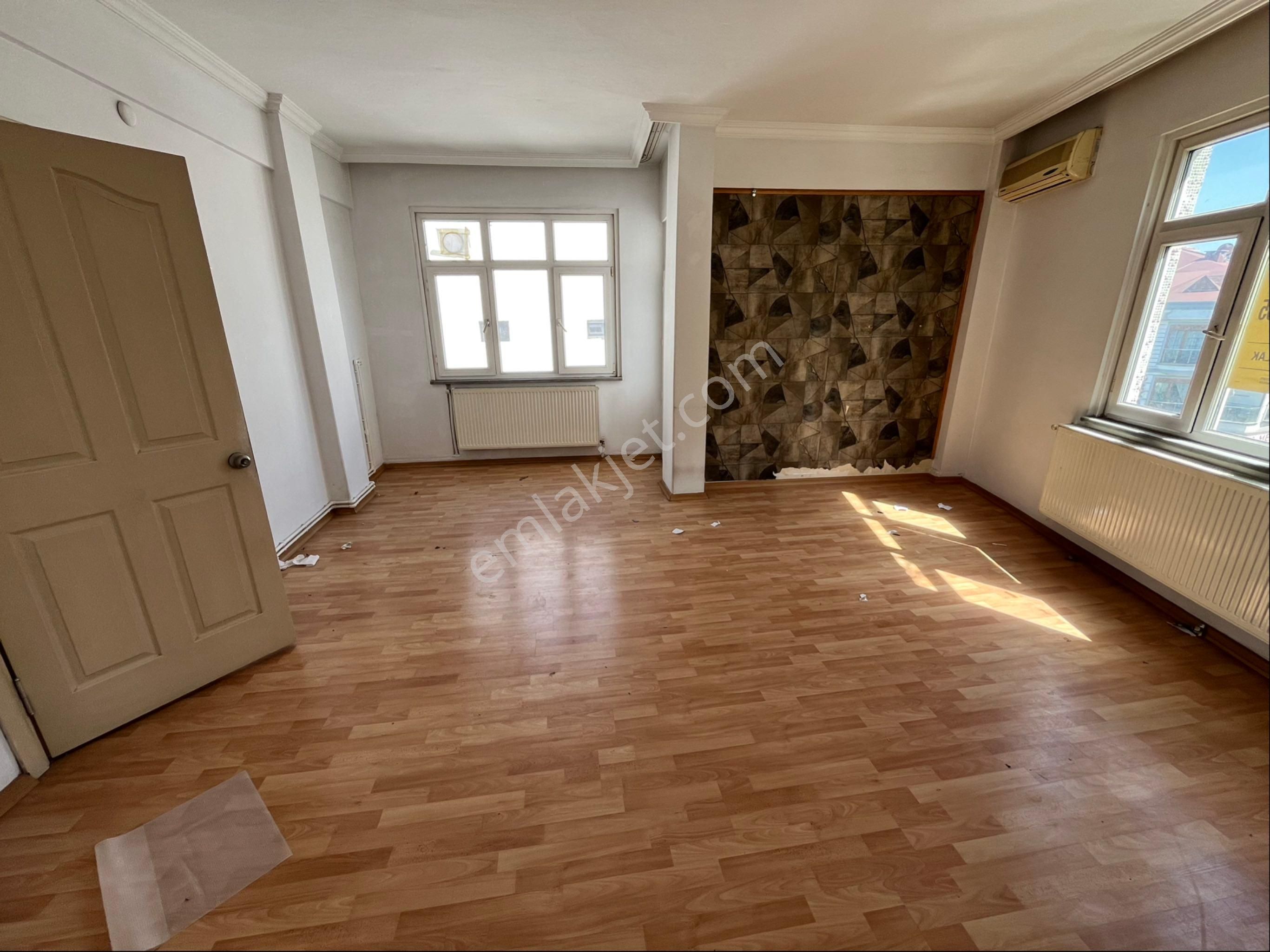 Bahçelievler Kocasinan Satılık Daire 3 Kat 3+1 41 Hisseli
