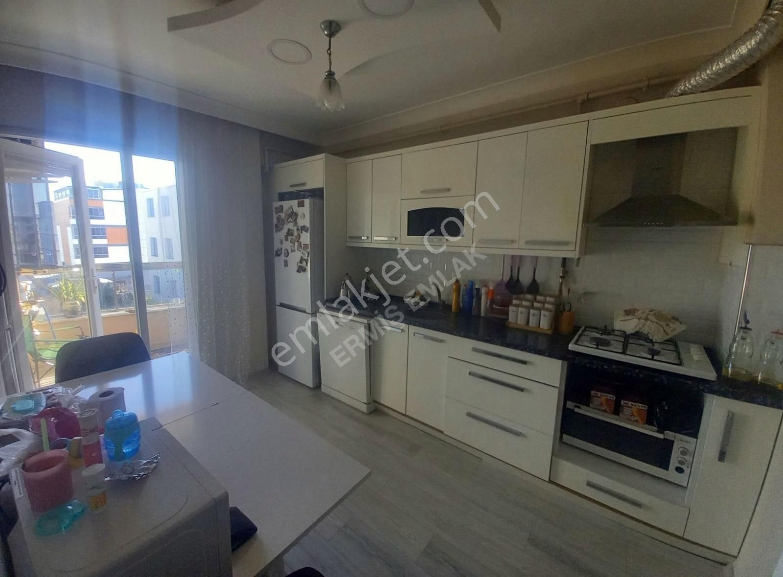 Ermiş Emlaktan Gölette Satılık 2+1 Daire