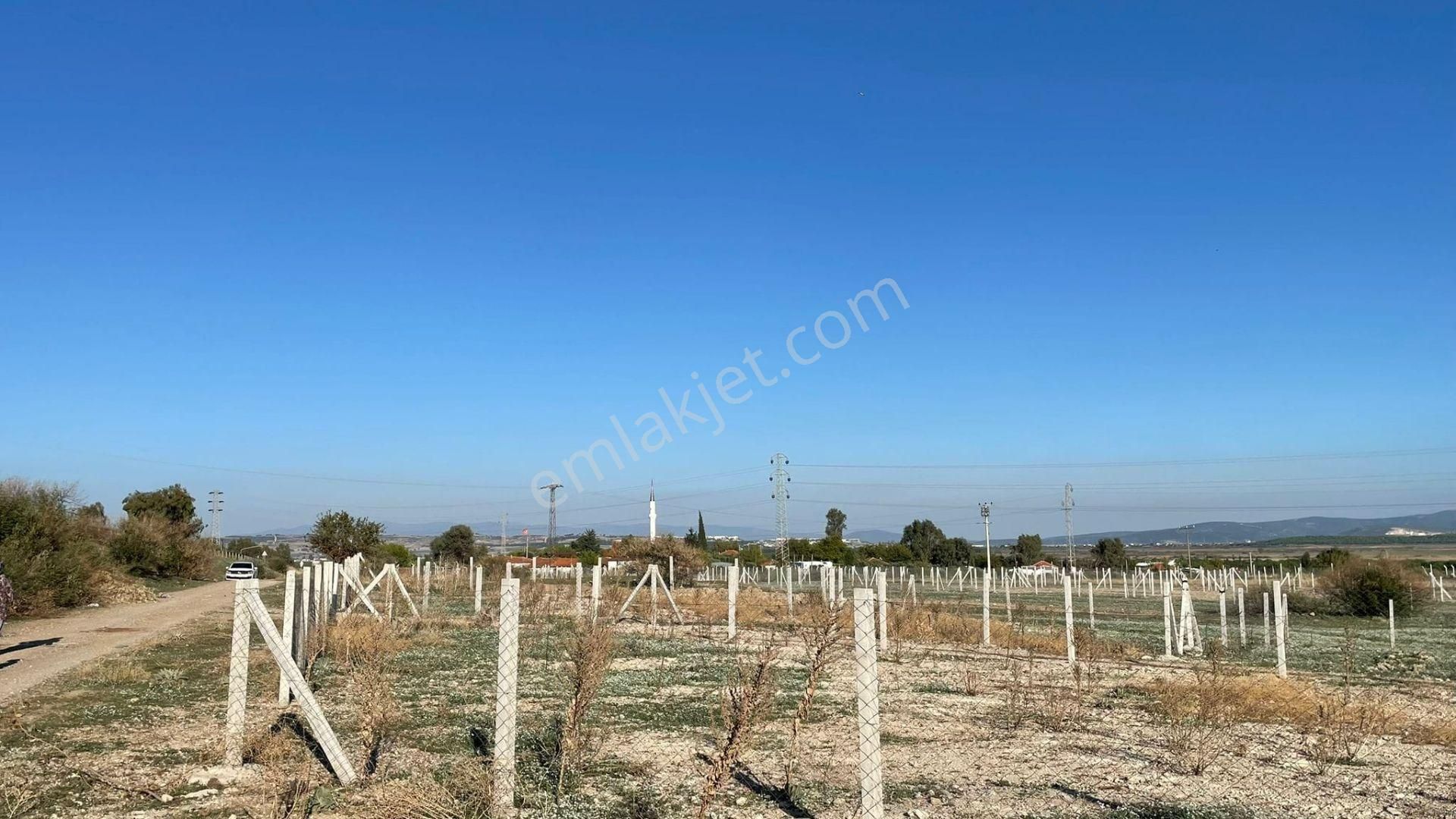 Menderes Şaşalda Ana Yol Kenarı 217 M2 Key Emlaktan Satılık Tarla - Görsel 6