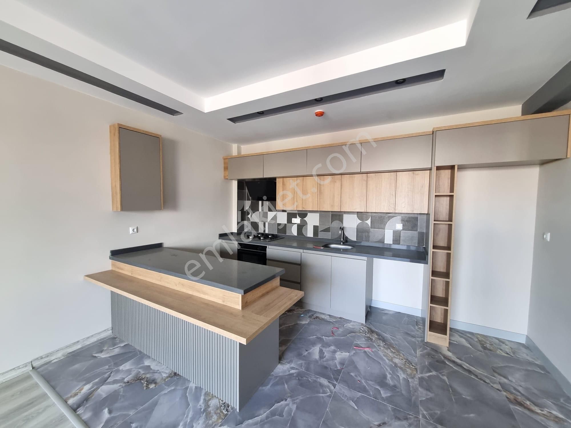 Karınca'dan Tömük Mh'de Aquaparklı,merkezi Konum,2+1 Kiralık!