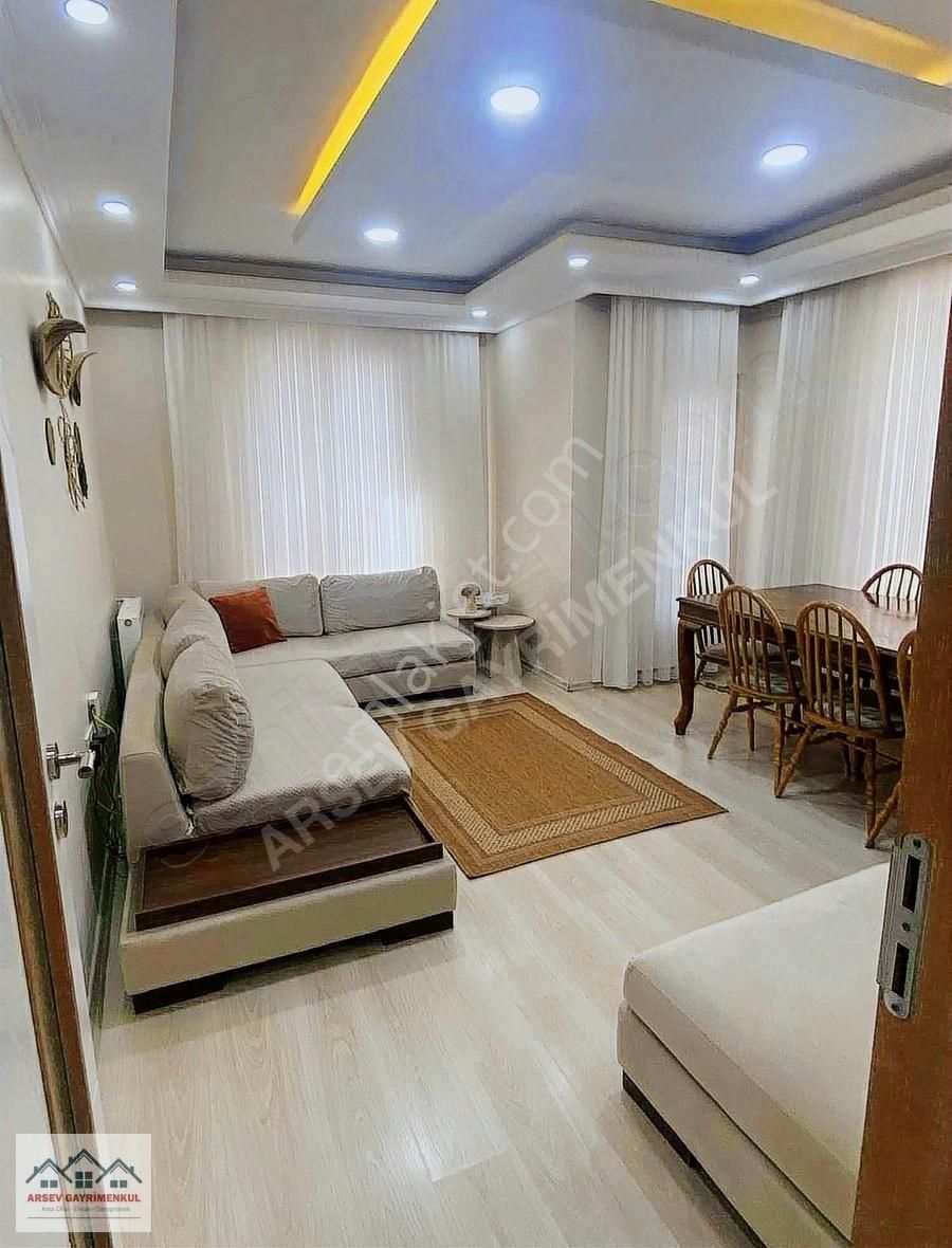Arsev Den Nezih Ve Aile Apartmanında 2+1 Asansörlü Kelepir