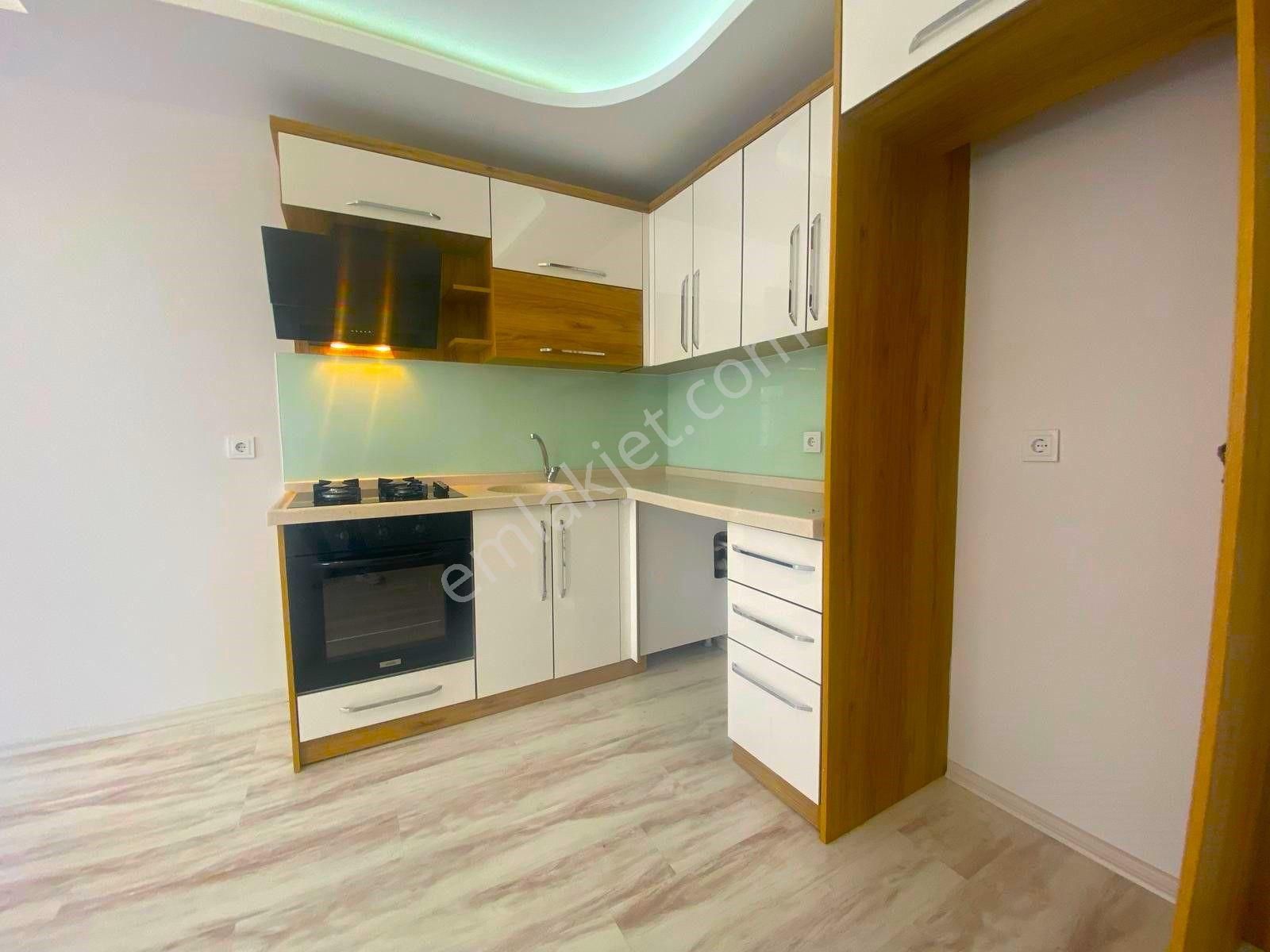 Kostak Gayrimenkulden Altınkumda Şık Tasarımlı Asansörlü Lüx 1+1 Daire
